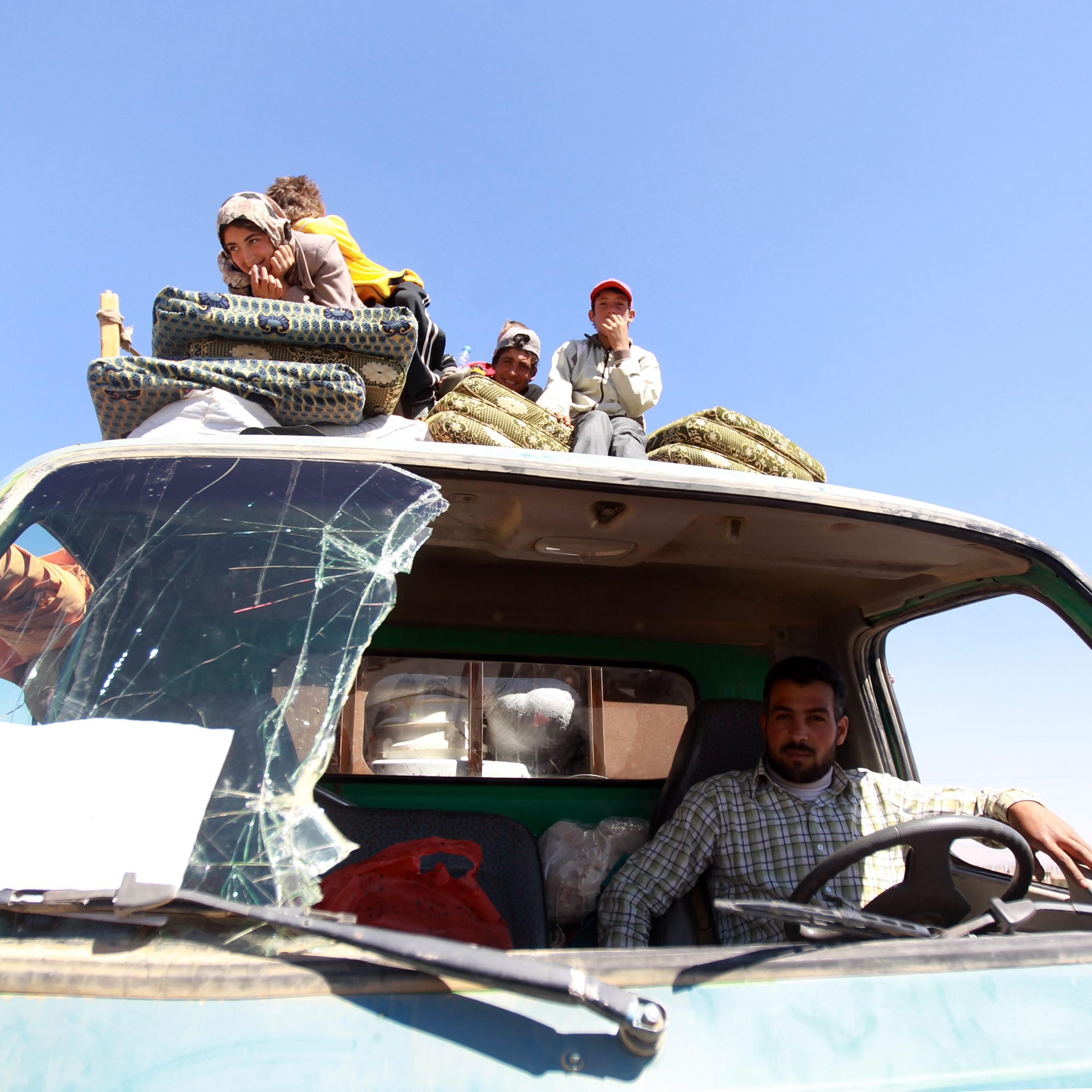 Syrian refugees flee conflict in Lebanon