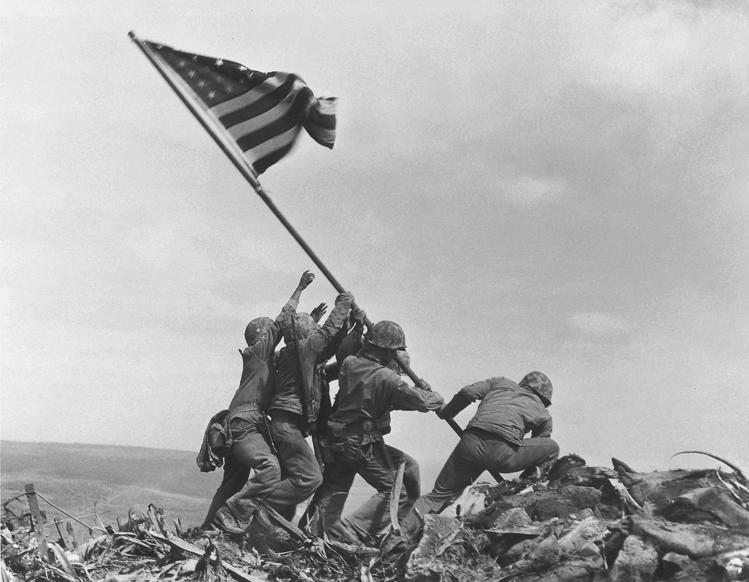 IWO JIMA FLAG RAISING