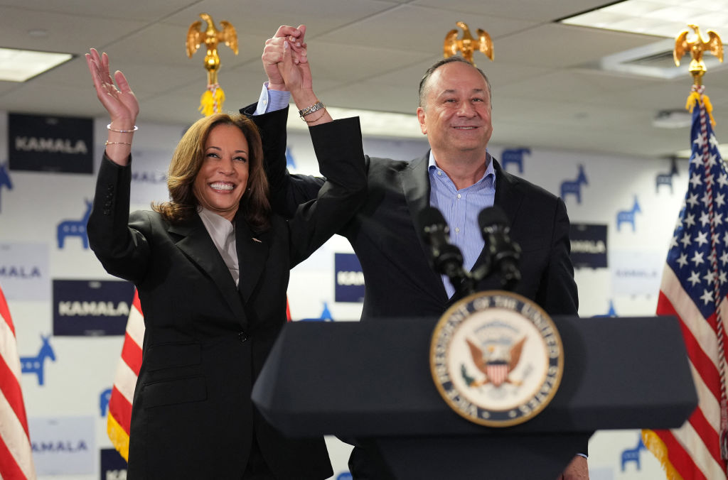 US-POLITICS-VOTE-HARRIS
