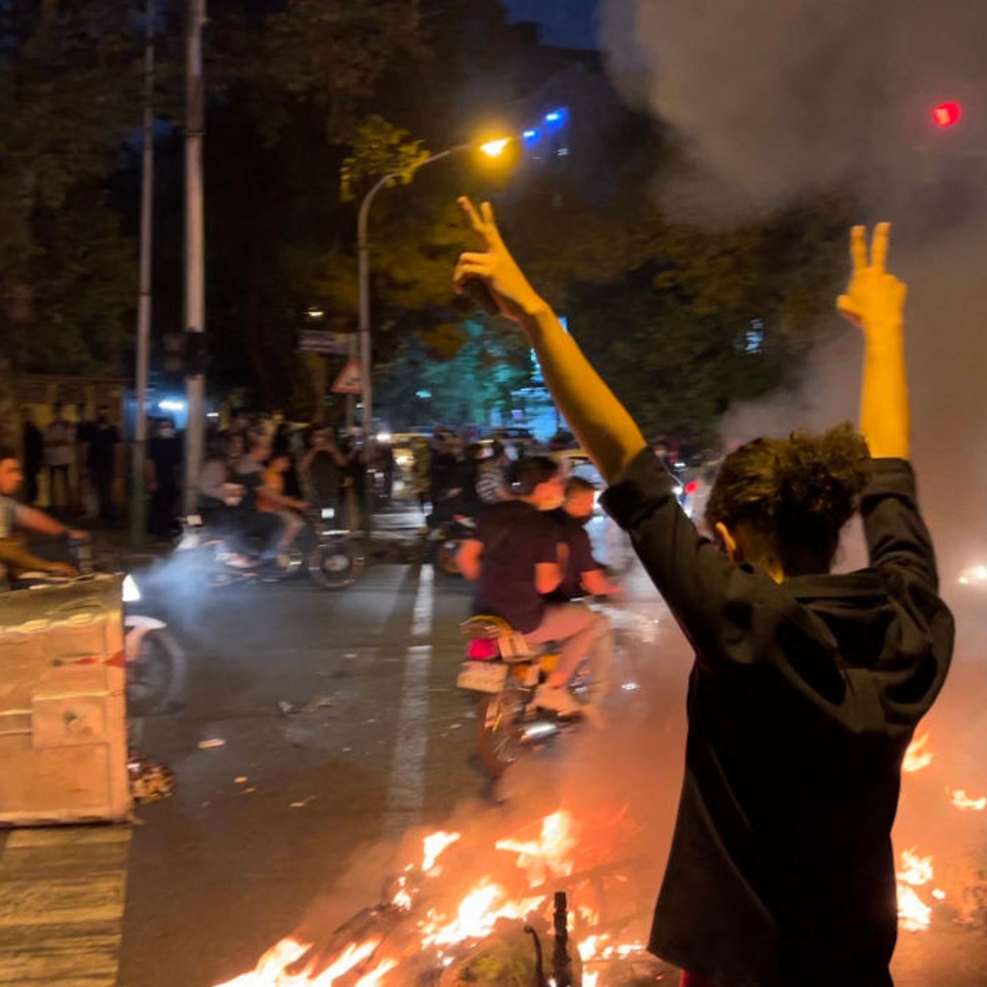 TOPSHOT-IRAN-PROTEST-WOMEN-RIGHTS