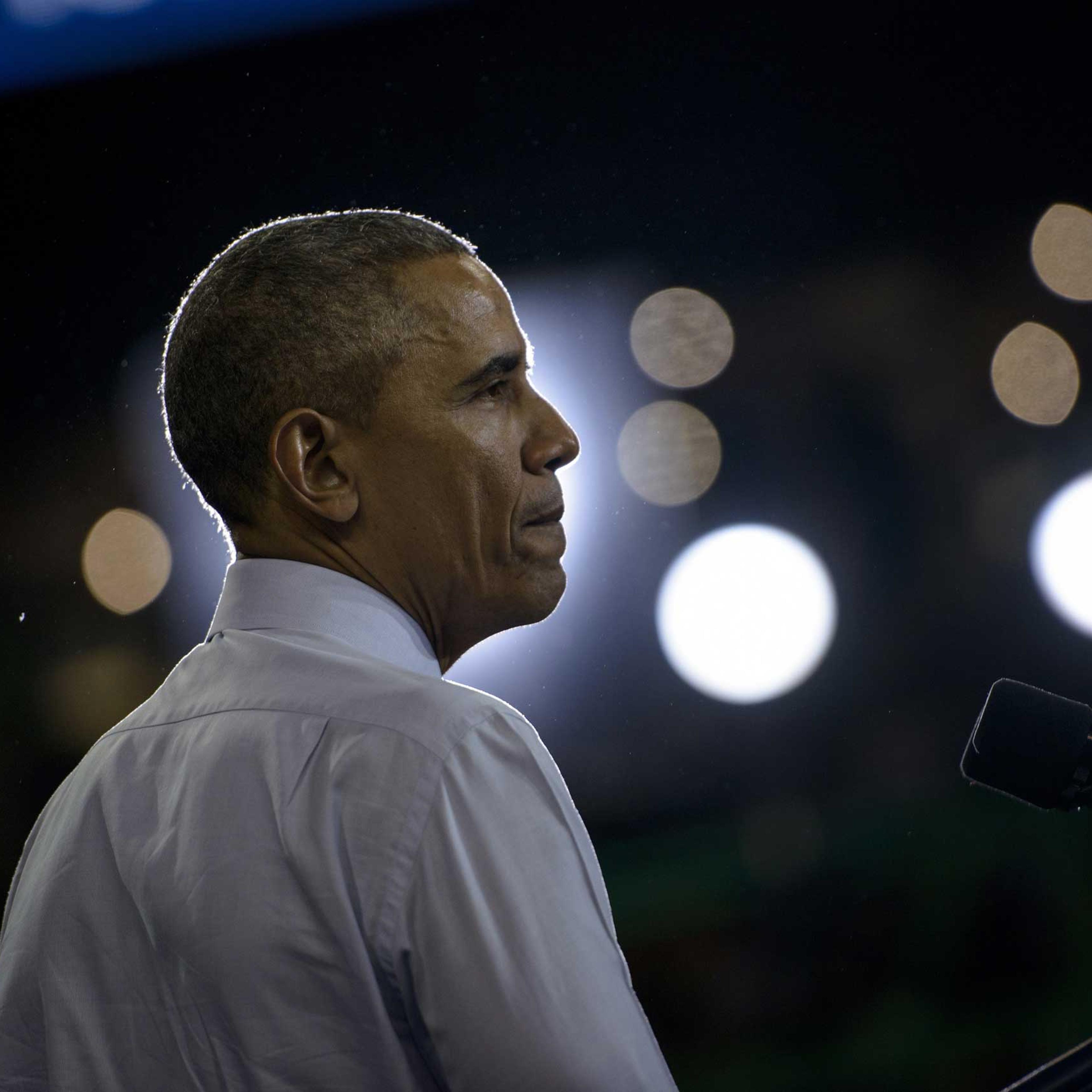 US President Barack Obama pauses while speaking at Georgia Tech on March 10, 2015 in Atlanta, Georgia.