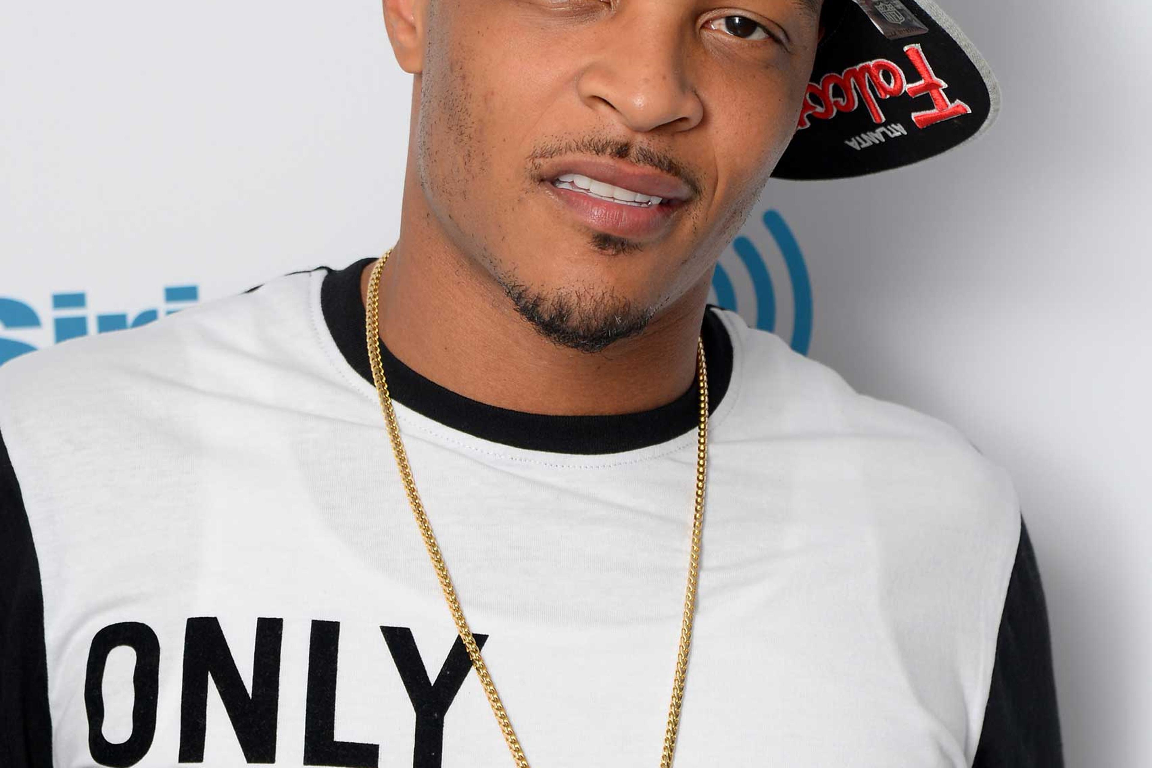 Celebrities Visit SiriusXM Studios - September 16, 2015