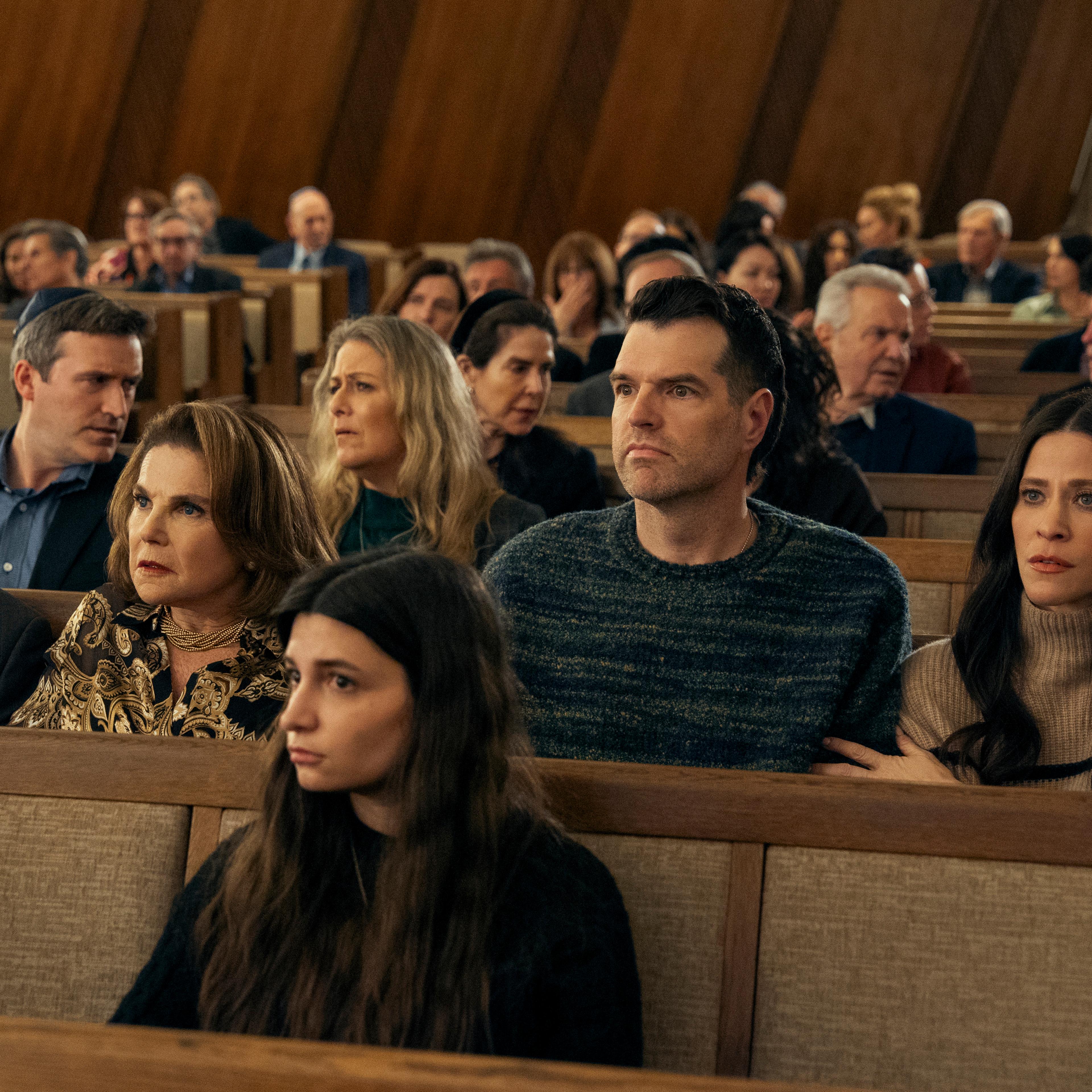 Nobody Wants This. (L to R) Paul Ben-Victor as Ilan, Tovah Feldshuh as Bina, Timothy Simons as Sasha, Jackie Tohn as Esther in episode 203 of Nobody Wants This. Cr. Erin Simkin/Netflix © 2025