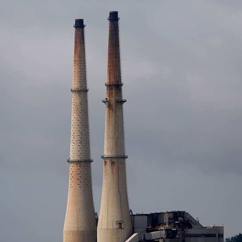 The Duke Energy Corp. Gallagher Station power plant stands along the Ohio River in New Albany, Indiana, U.S., on Monday, July 27, 2015.
