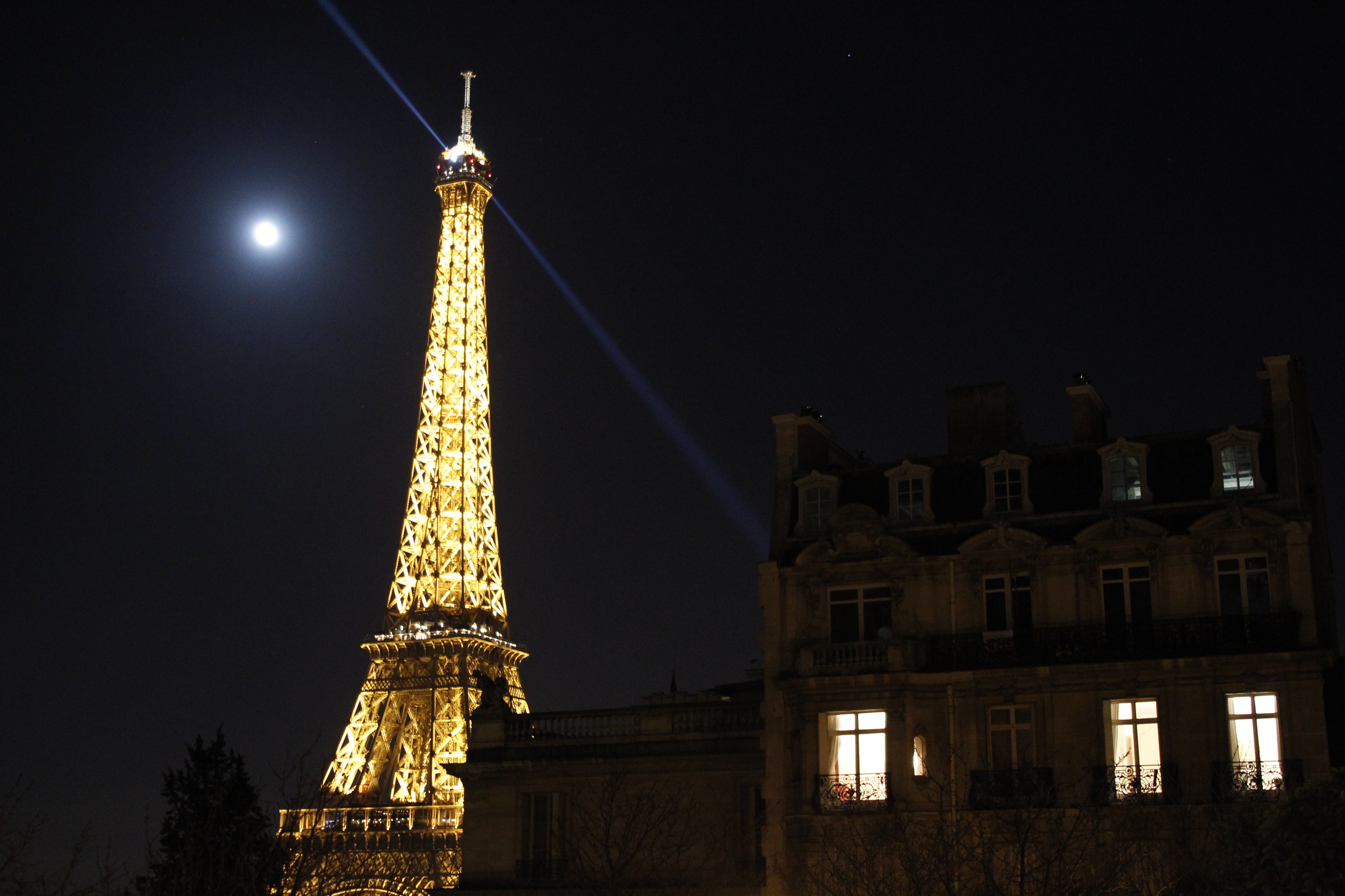 FRANCE-PARIS-MOON-FEATURE