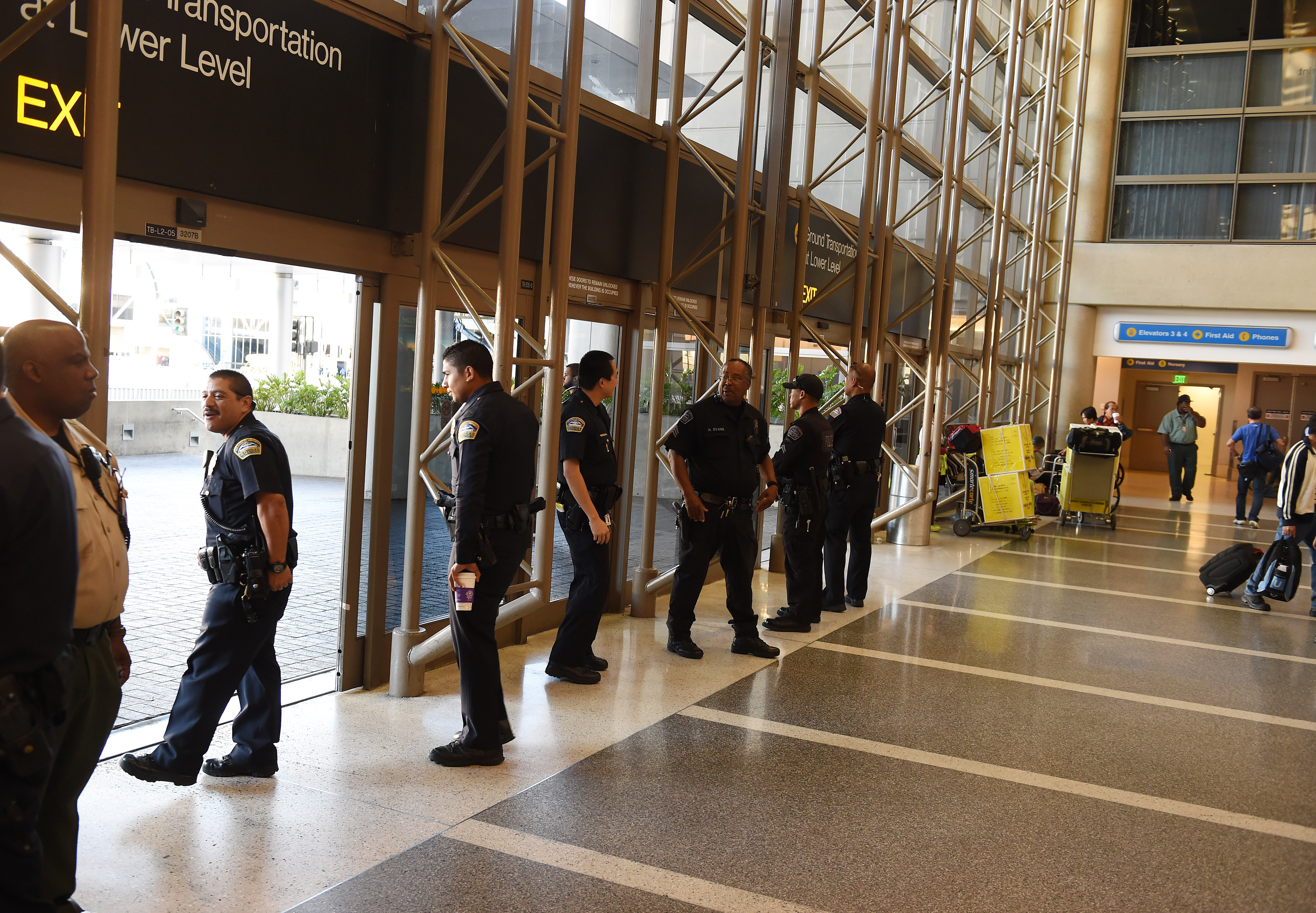 US-FRANCE-ATTACKS-TRAVEL-TOURISM