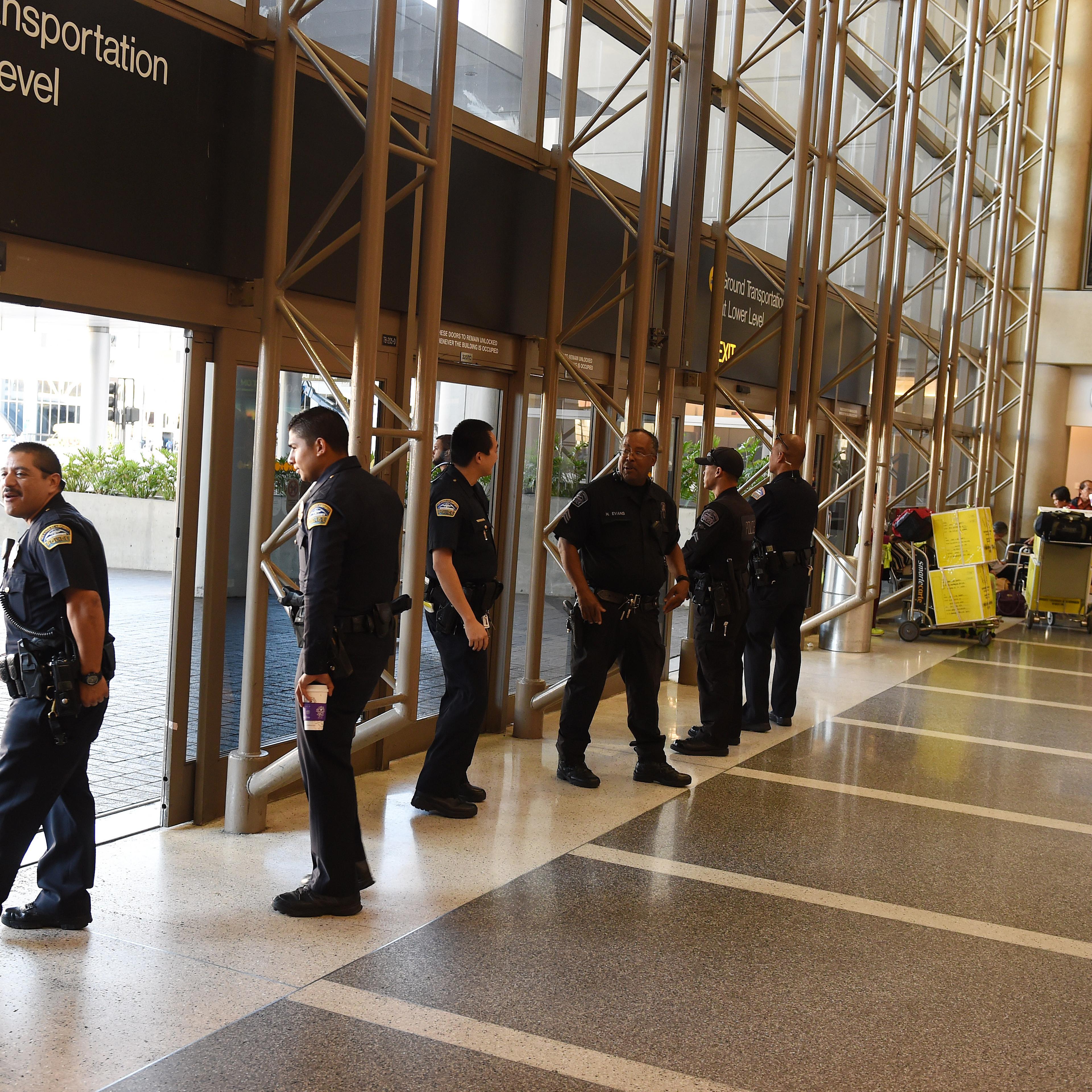US-FRANCE-ATTACKS-TRAVEL-TOURISM