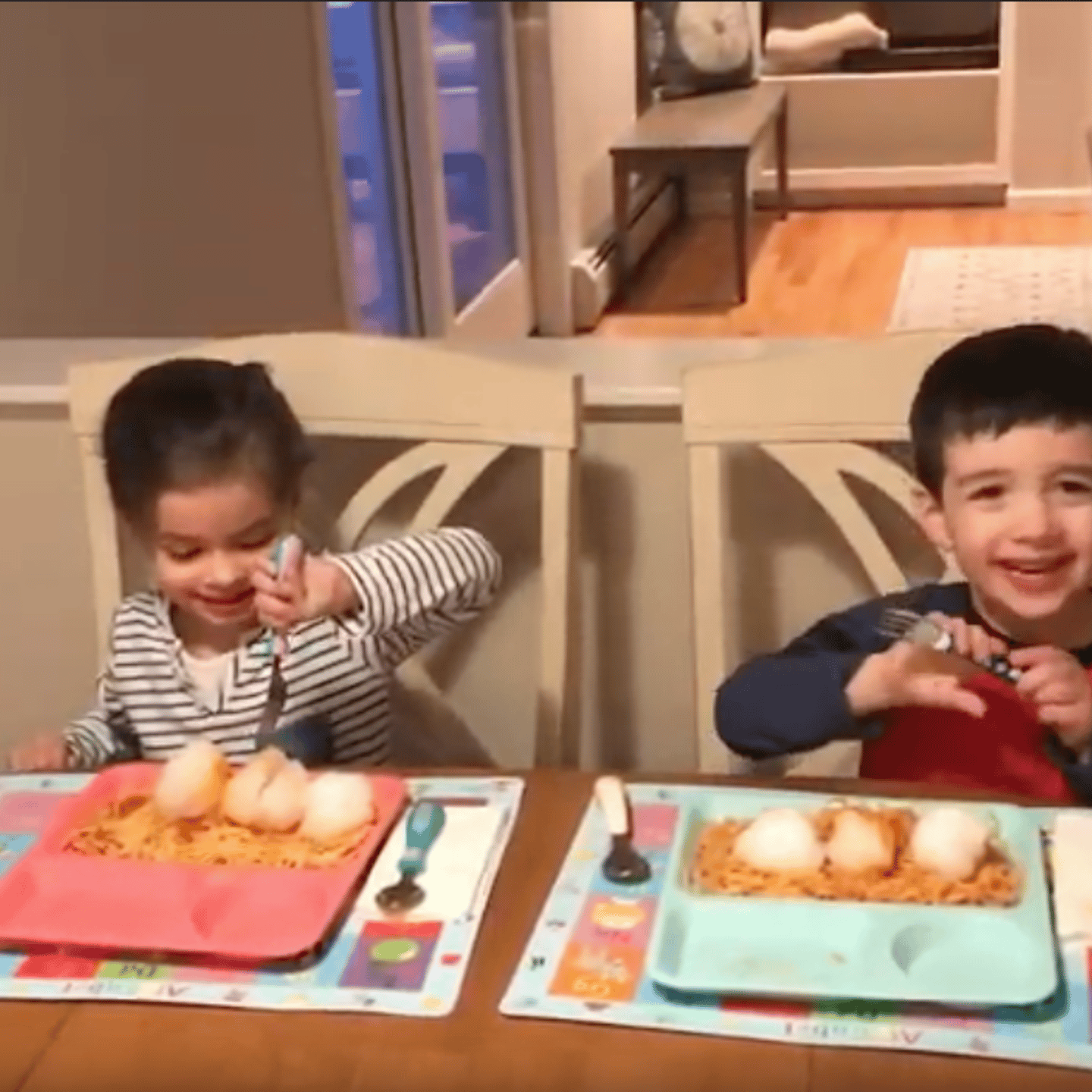 Kids eat snowballs and spaghetti for Jimmy Kimmel