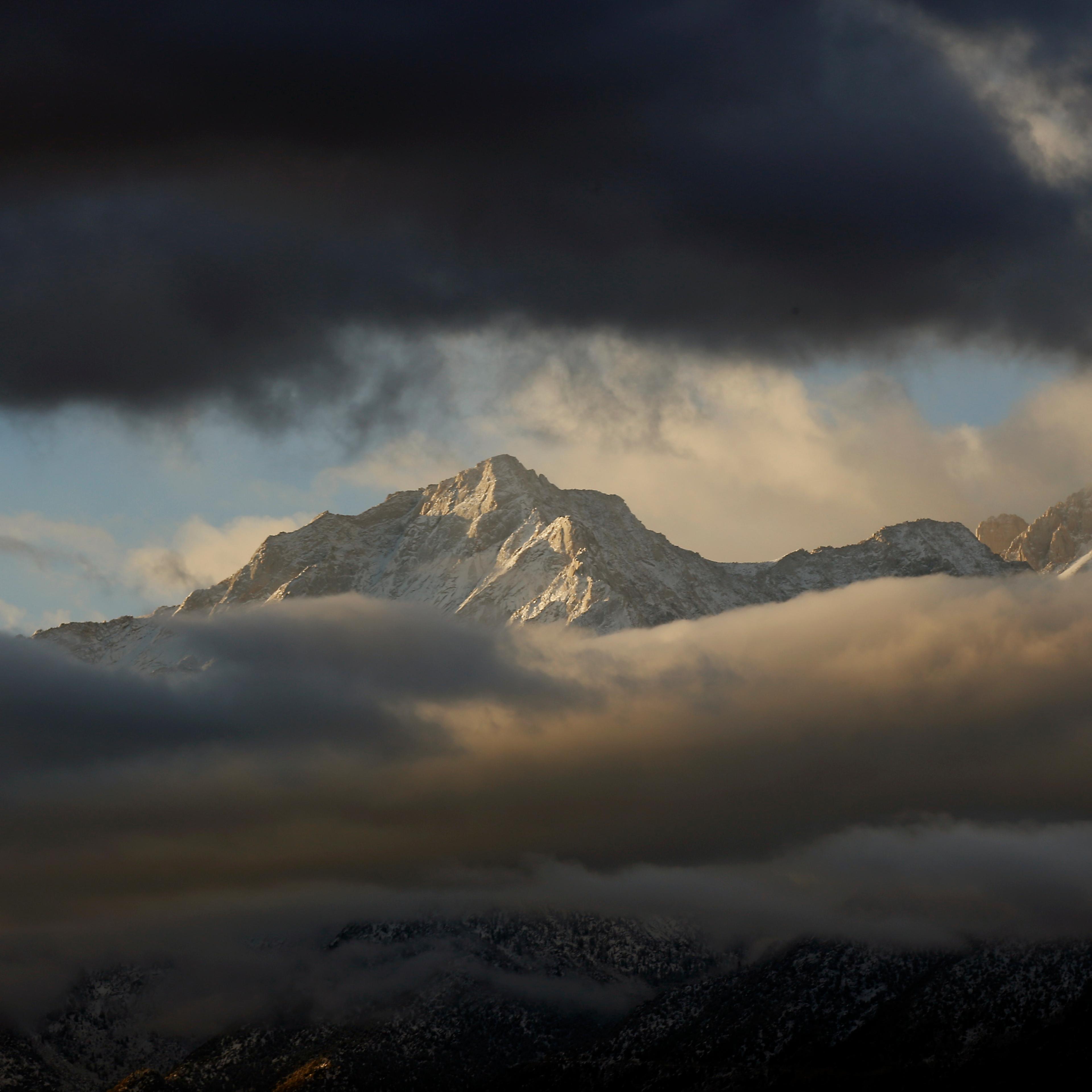 sierra nevada mountains snow california
