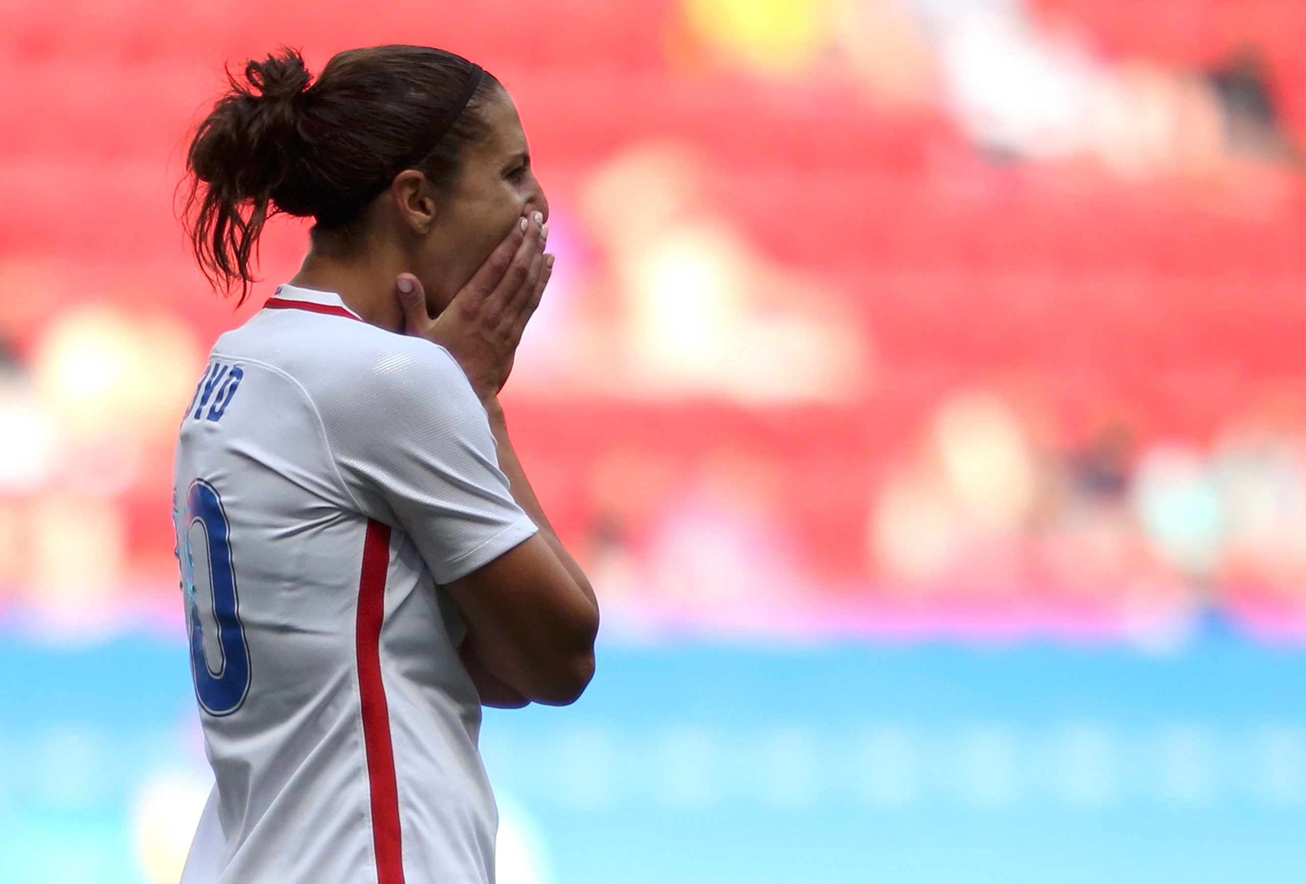 2016 Rio Olympics - Soccer - Quarterfinal - Women's Football Tournament Quarterfinal - Mane Garrincha Stadium - Brasilia, Brazil - 12/08/2016. Carli Lloyd (USA) of USA reacts during the game. REUTERS/Ueslei Marcelino FOR EDITORIAL USE ONLY. NOT FOR SALE 