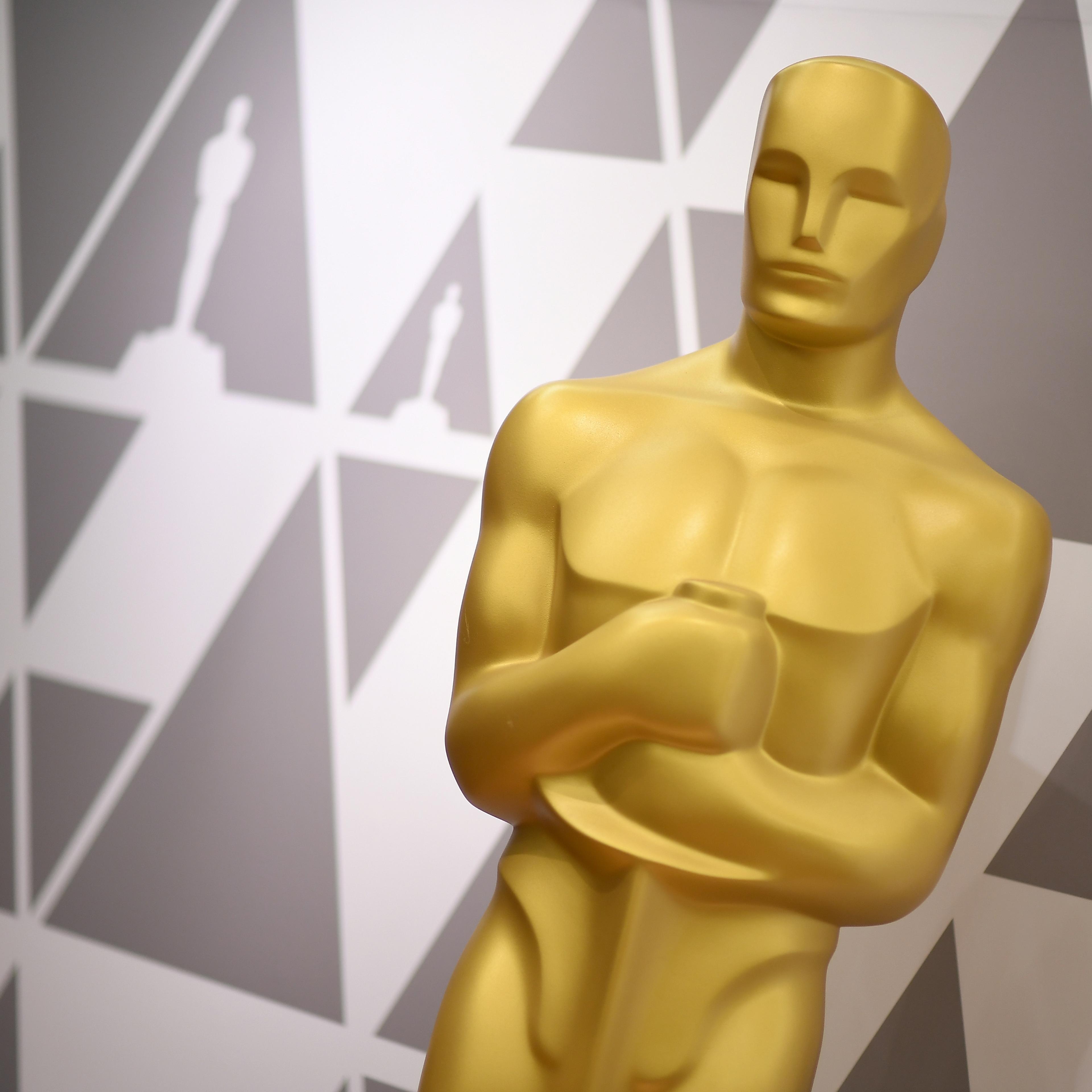 People have ideas on who should host the Oscars 2019