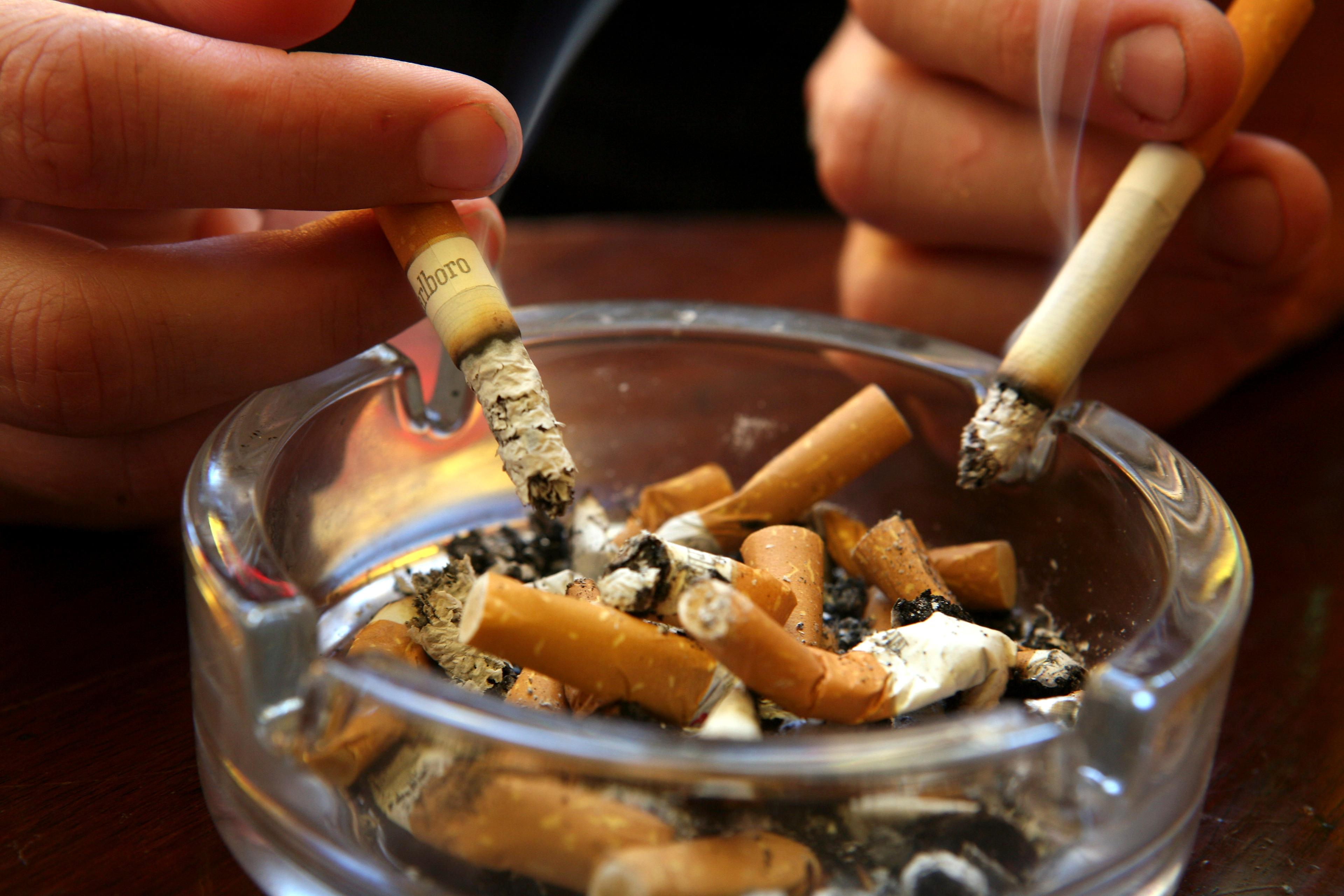 21 to smoke cigarettes Opinion | Raise the Smoking Age 21? US raises legal age to