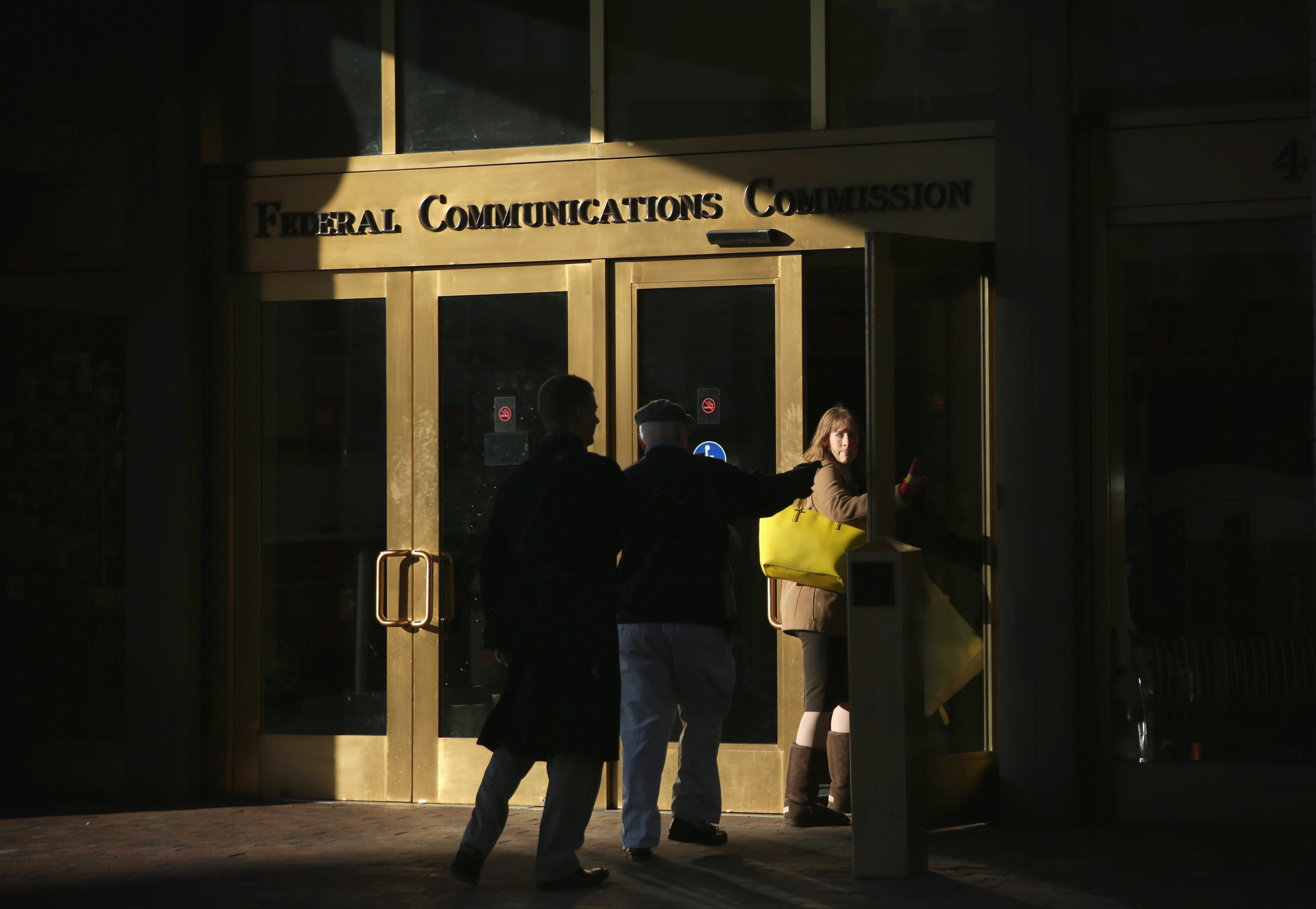 FCC 'Manhandled' Journalist John Donnelly, Press Club Says