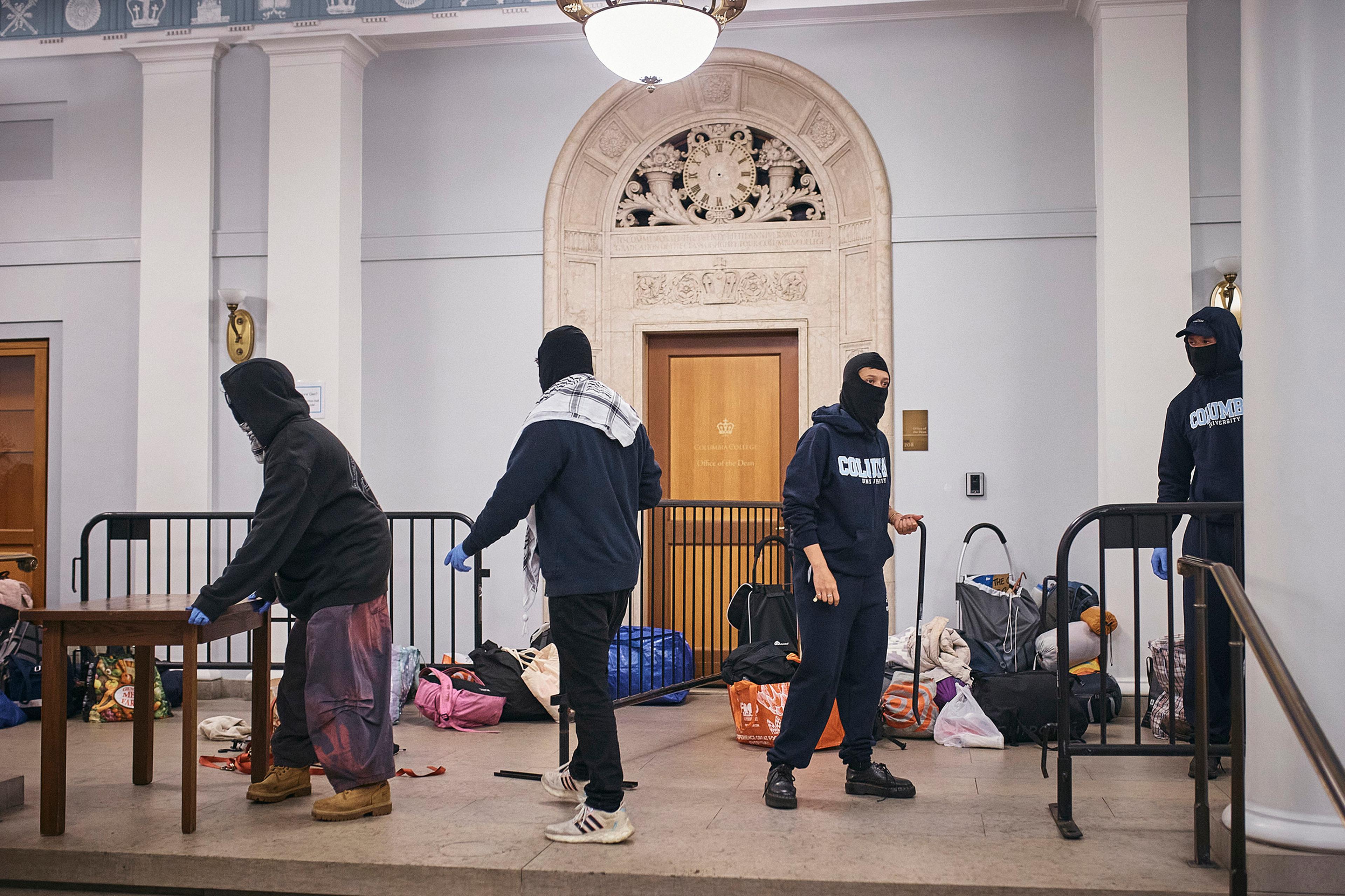 Palestinians Campus Protests CPro-Palestinian student protestors take over Hamilton Hall on Columbia University campus in New York City, April 29, 2024.olumbia