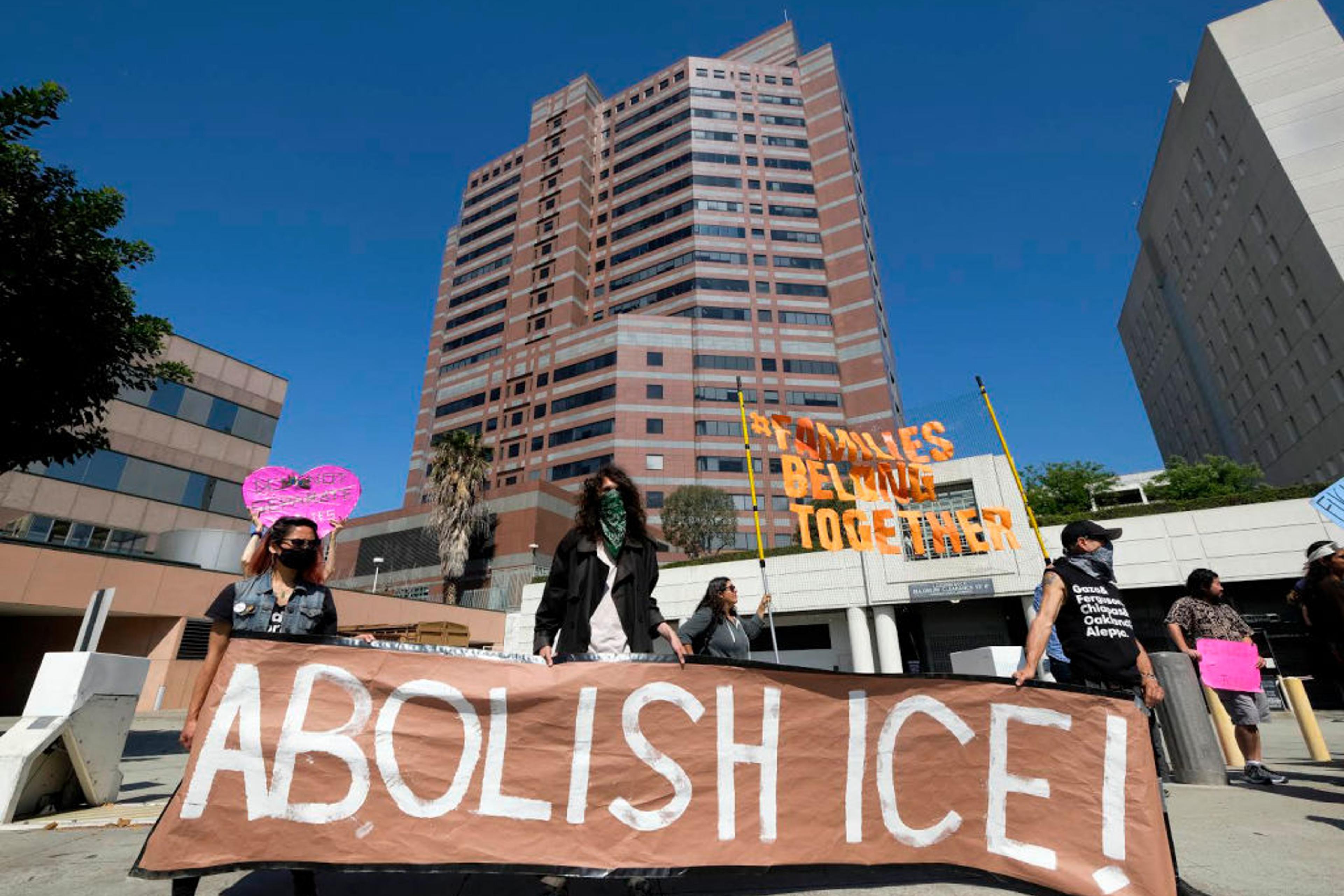 U.S. Immigration, Los Angeles