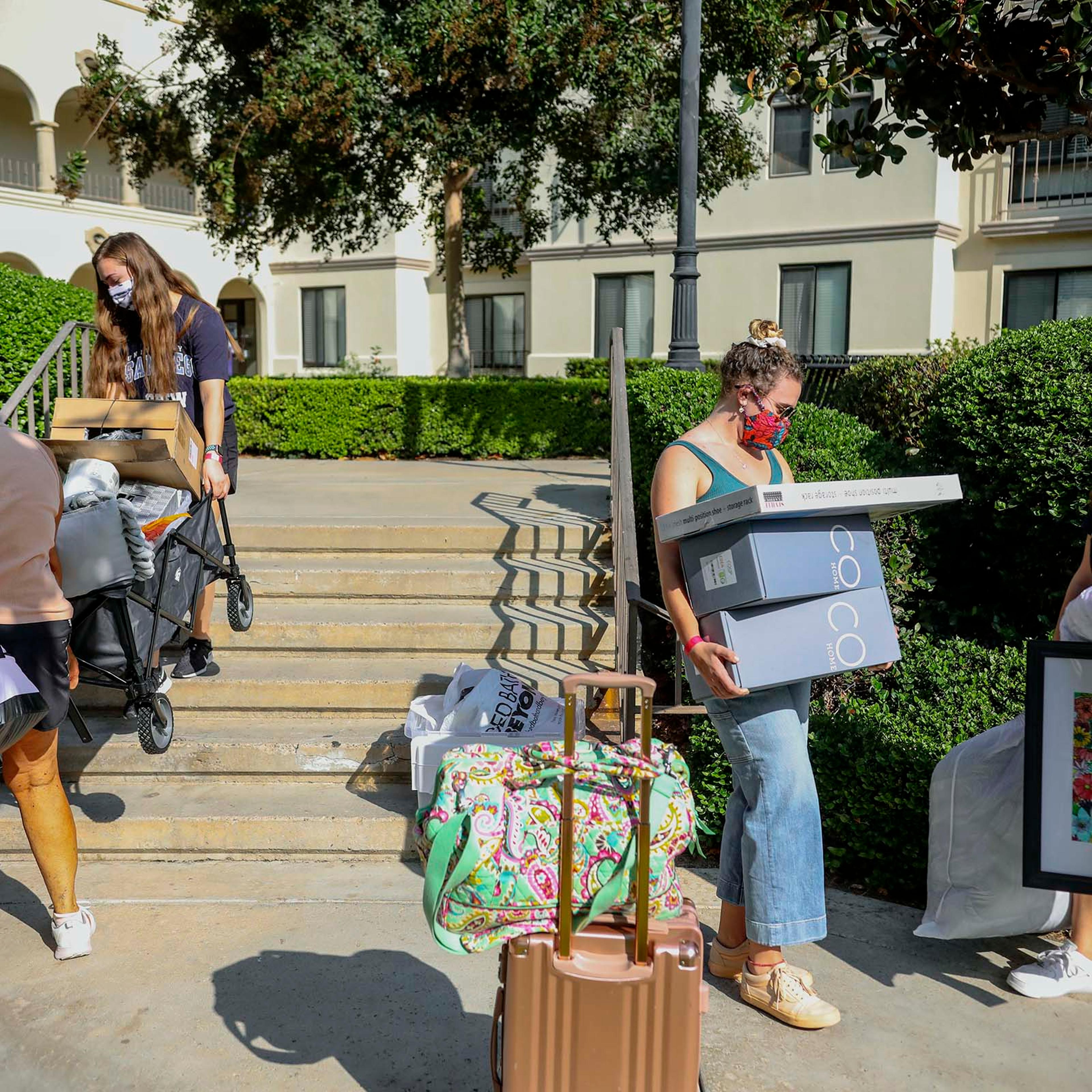 University of San Diego Move-In Day After COVID-19 Protocols