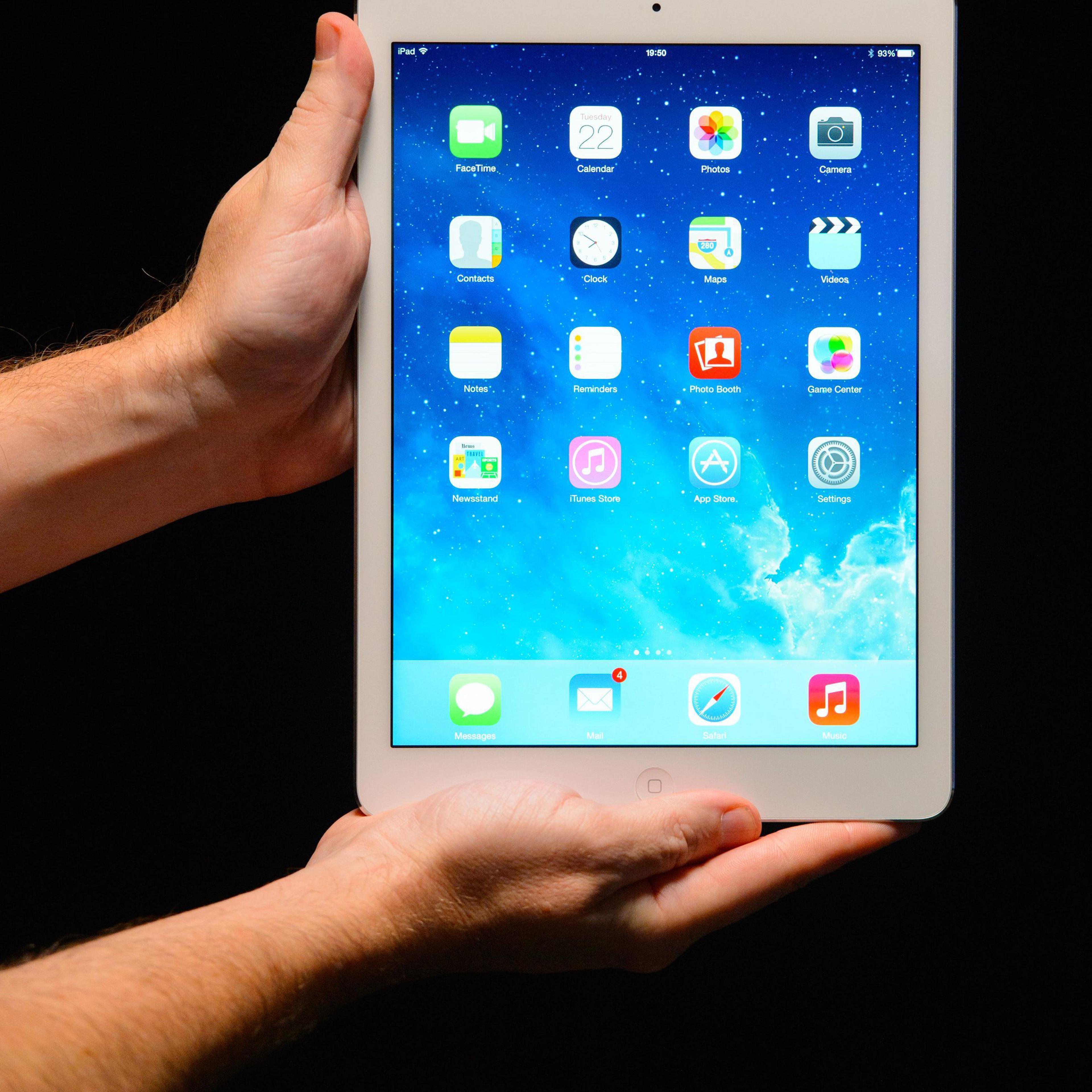 apple-ipad-displayed