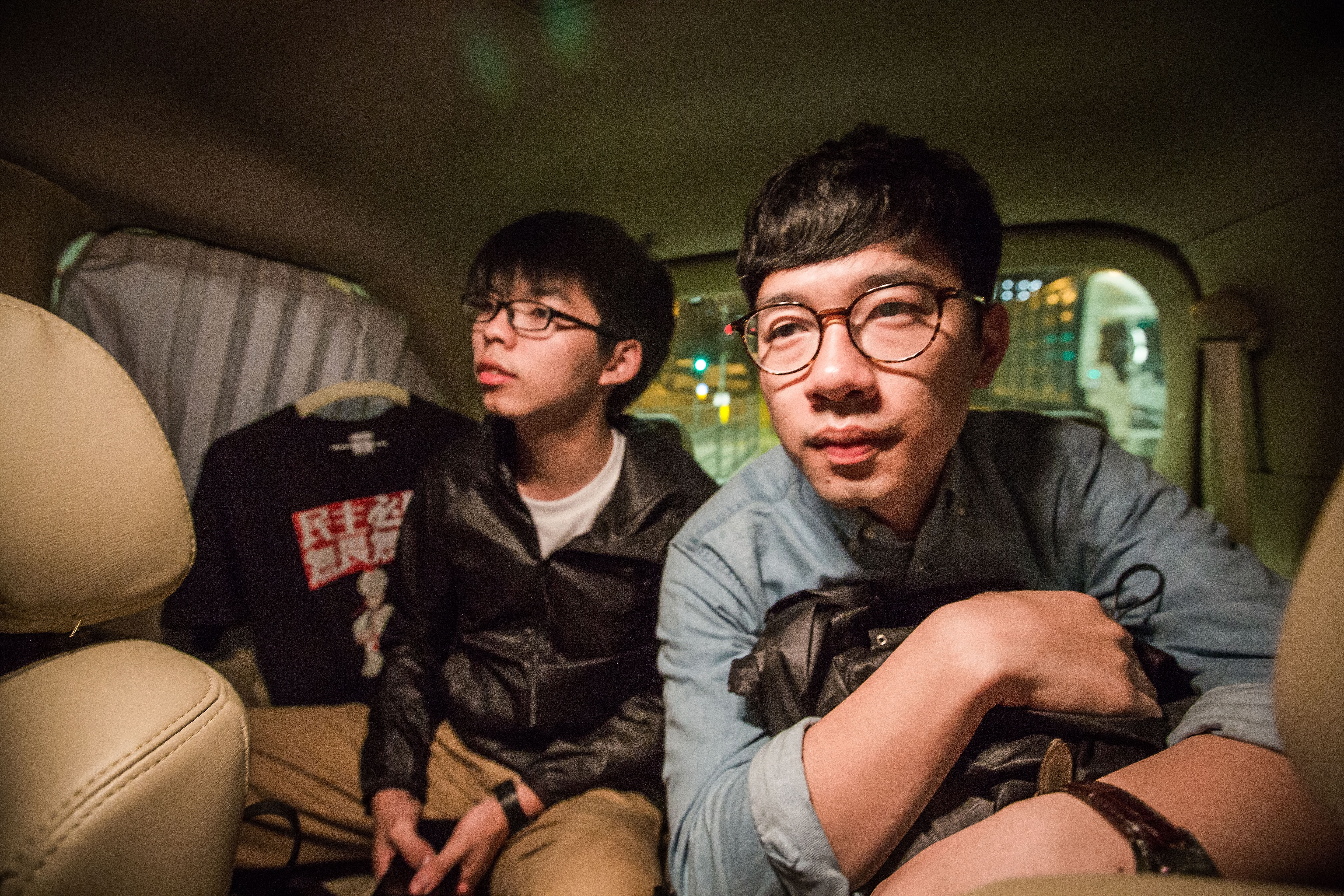Hong Kong Student Activists Attempt To Intercept Chinese Leader's Motorcade