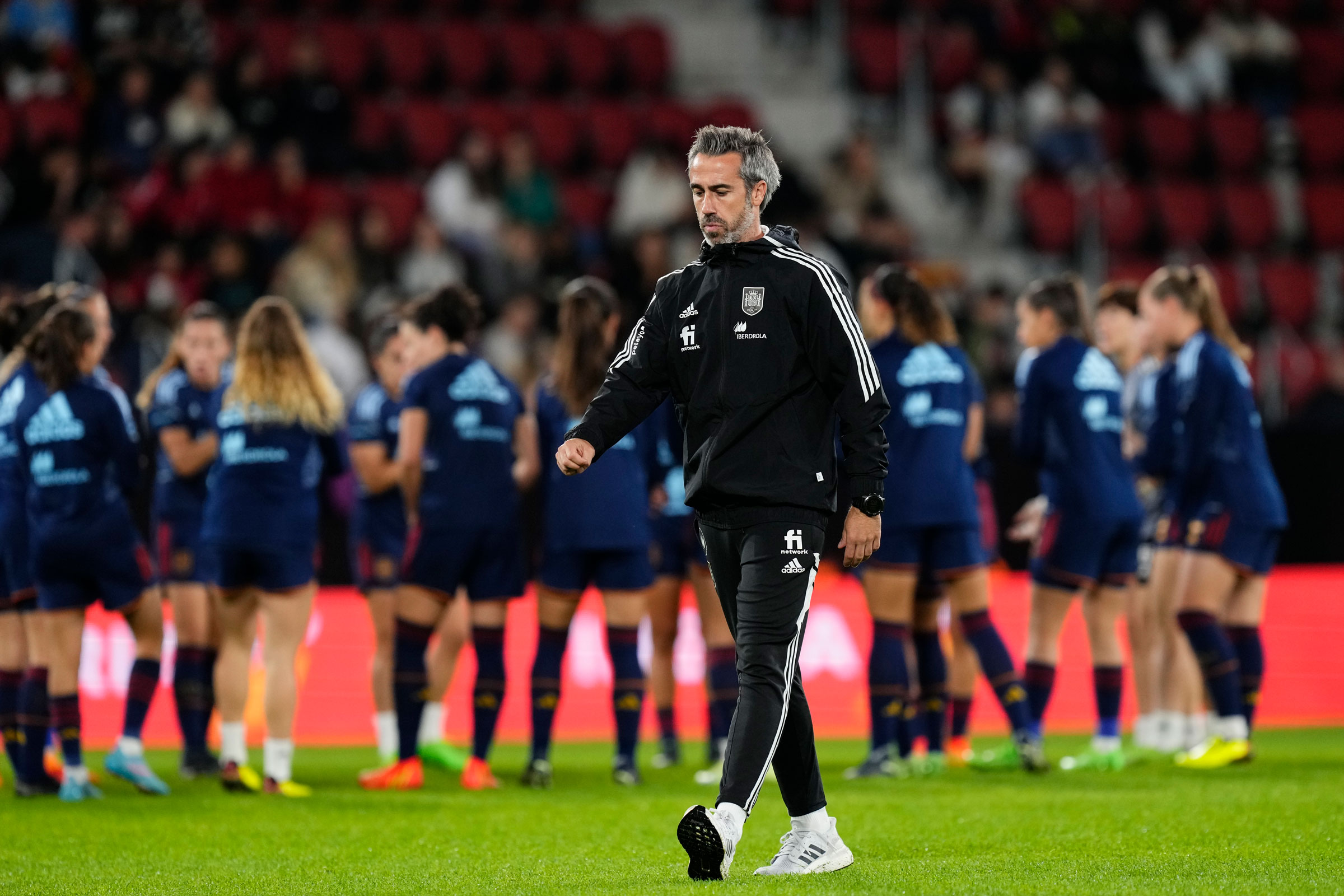 Spain head coach Jorge Vildahead during the Women’s International Friendly match between Spain and USA