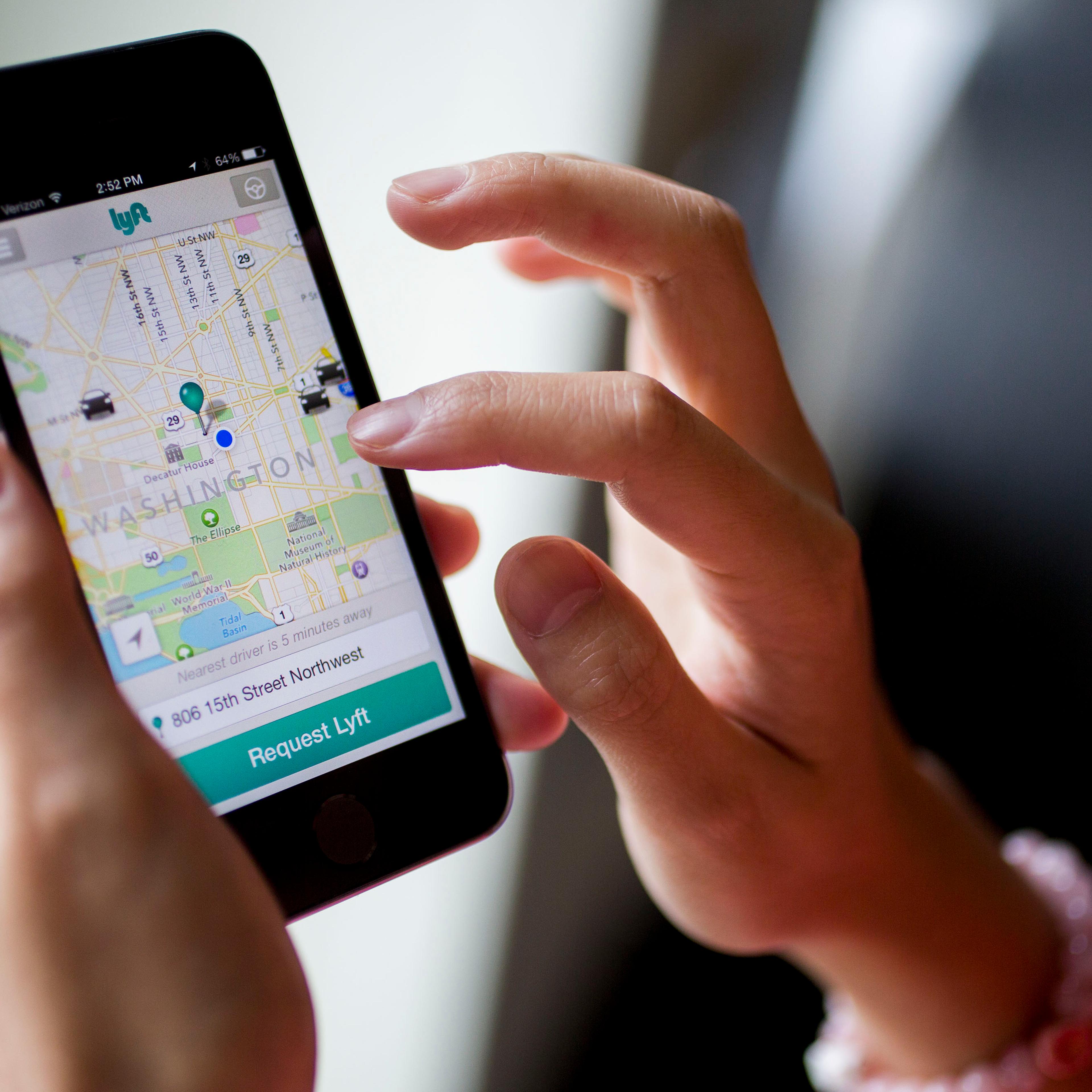 Lyft Gives Up Pink Mustaches To Challenge Uber In New York City