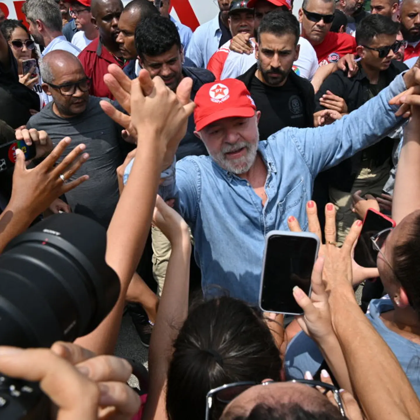 BRAZIL-ELECTION-RUNOFF-CAMPAING-LULA