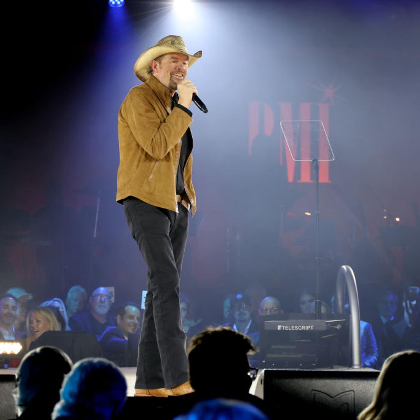 Toby Keith Receives BMI Icon Award at the 2022 BMI Country Awards