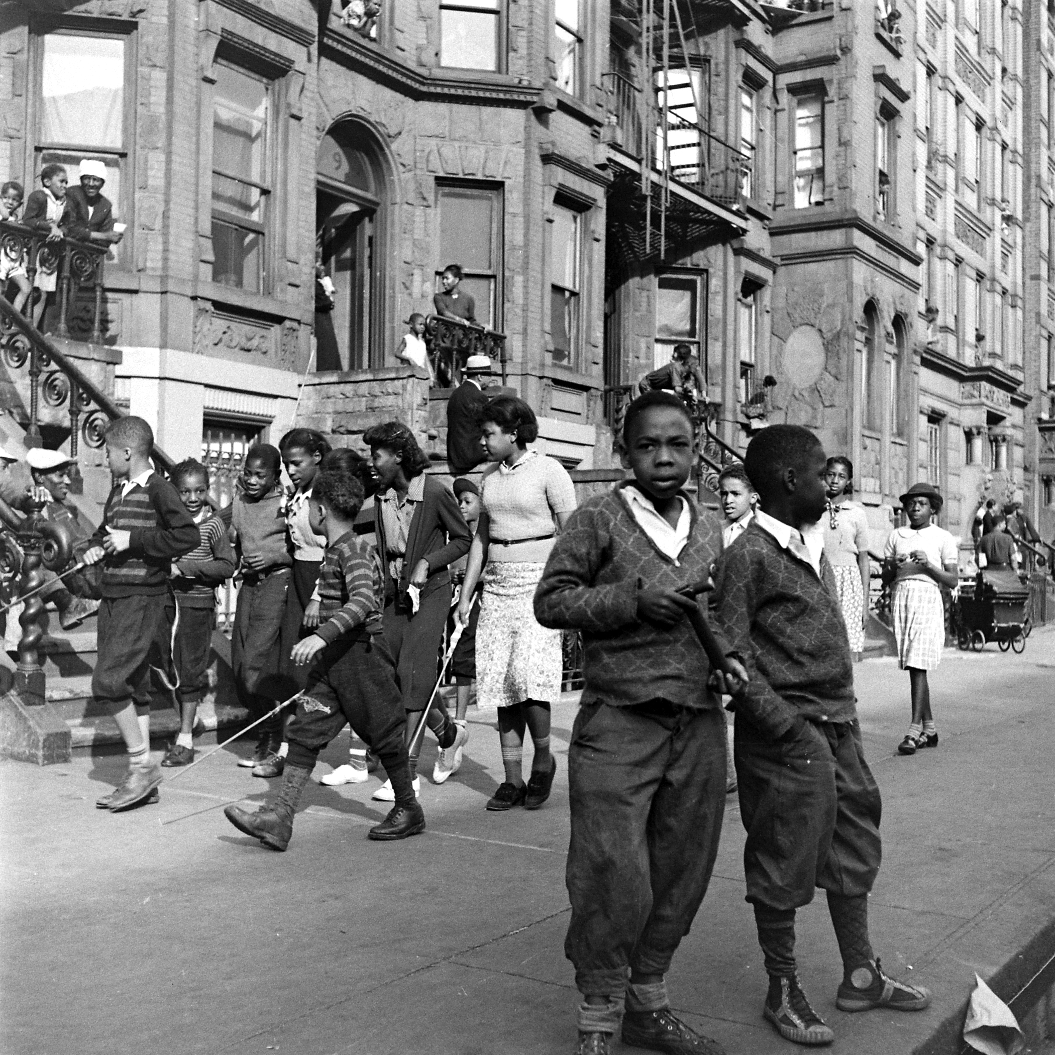 Harlem street scene, 1938.