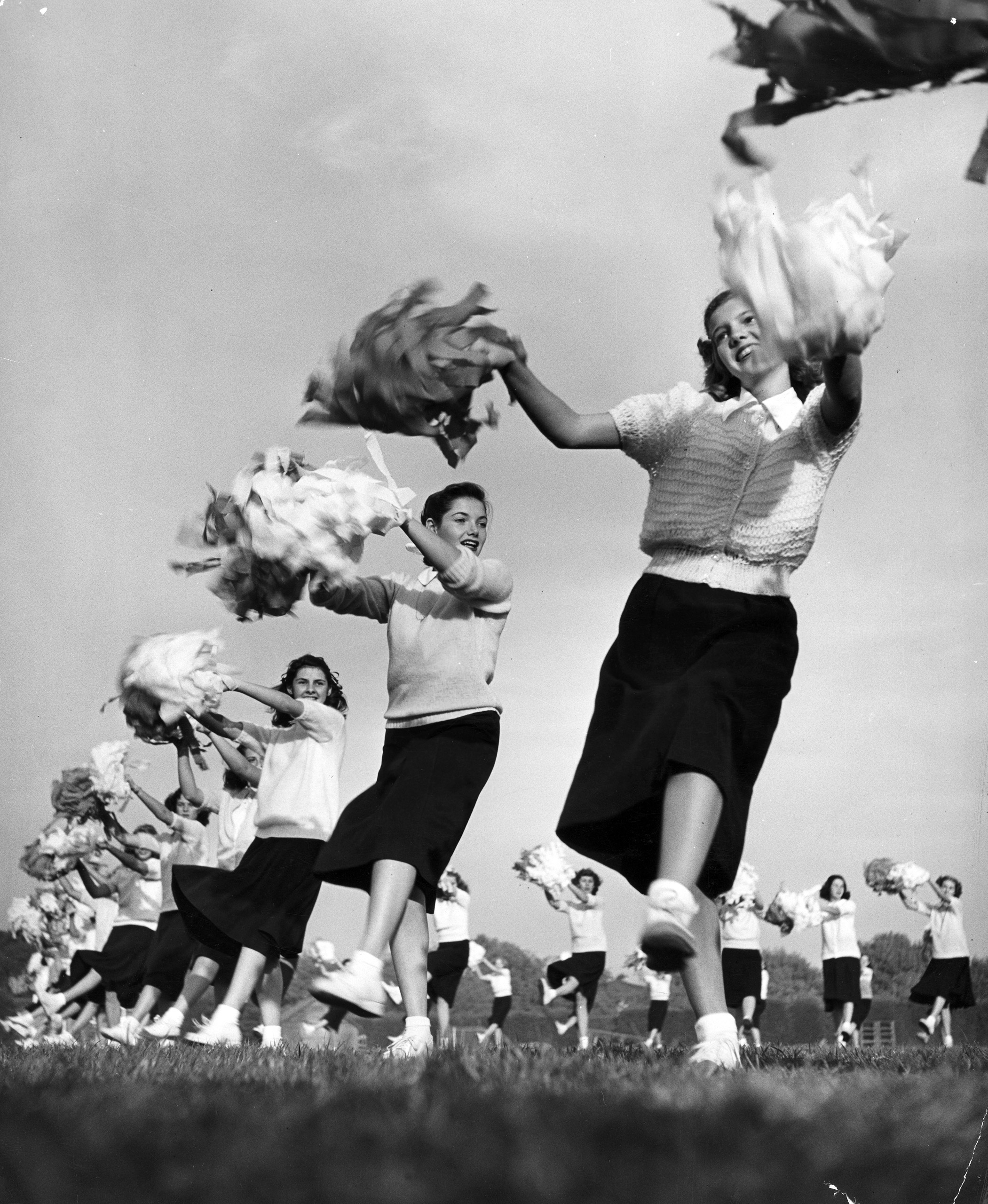 Vintage Cheerleading Photos: 117th Anniversary of the Sport