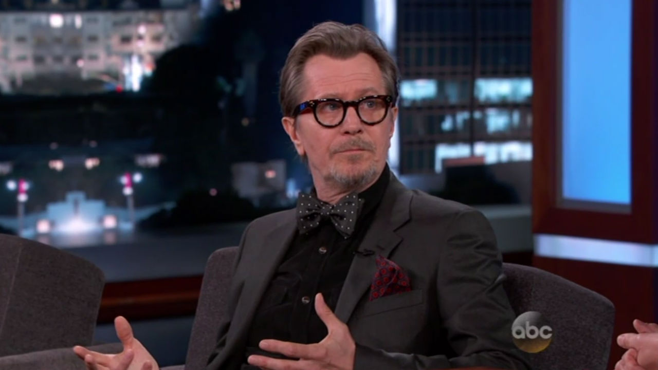 Actor Gary Oldman apologizes for controversial comments 