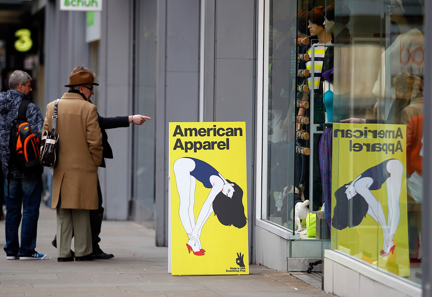 European Stores Discounting Spring Items to Win Shoppers