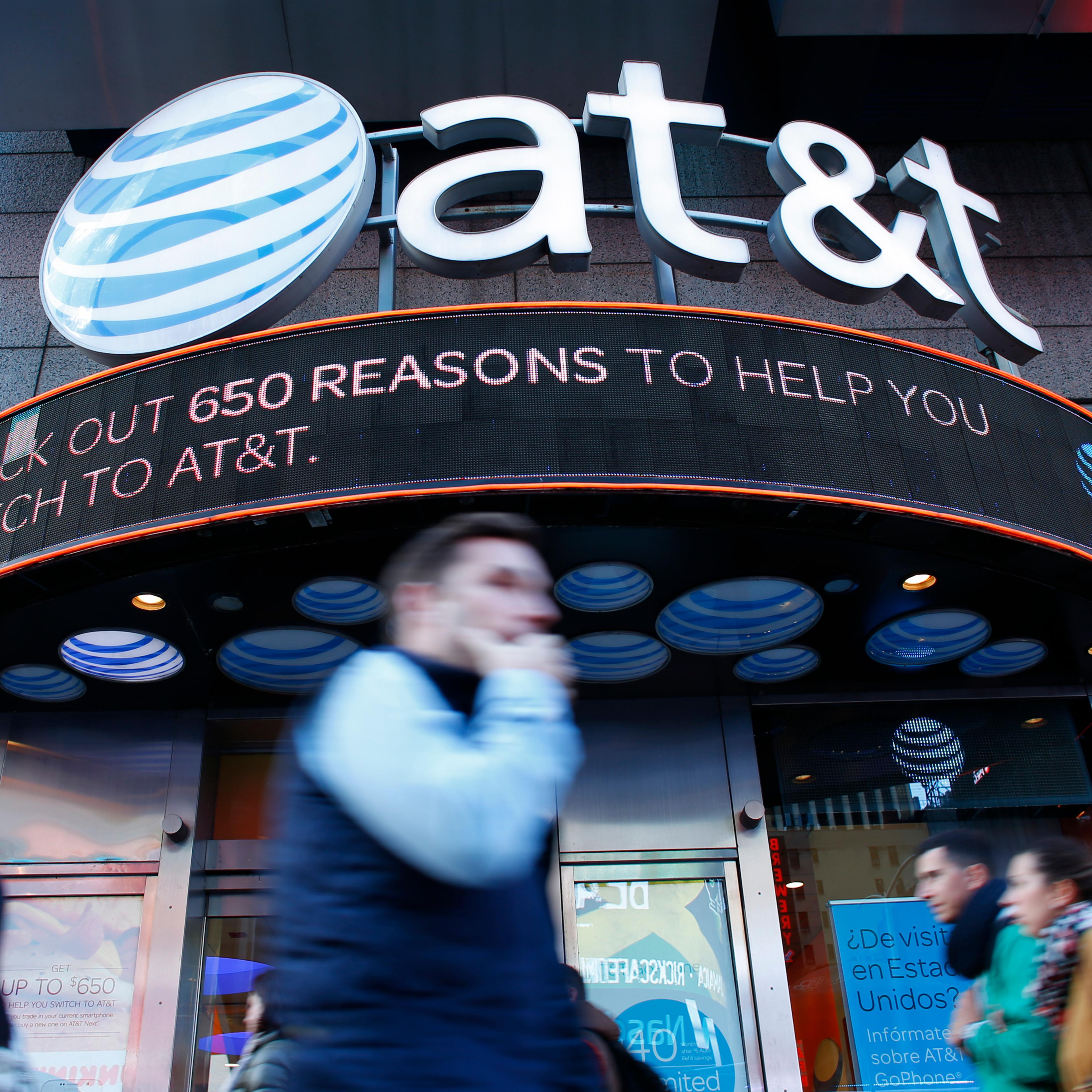 US-MEDIA-TELECOM-MERGER-ATT-TIMEWARNER