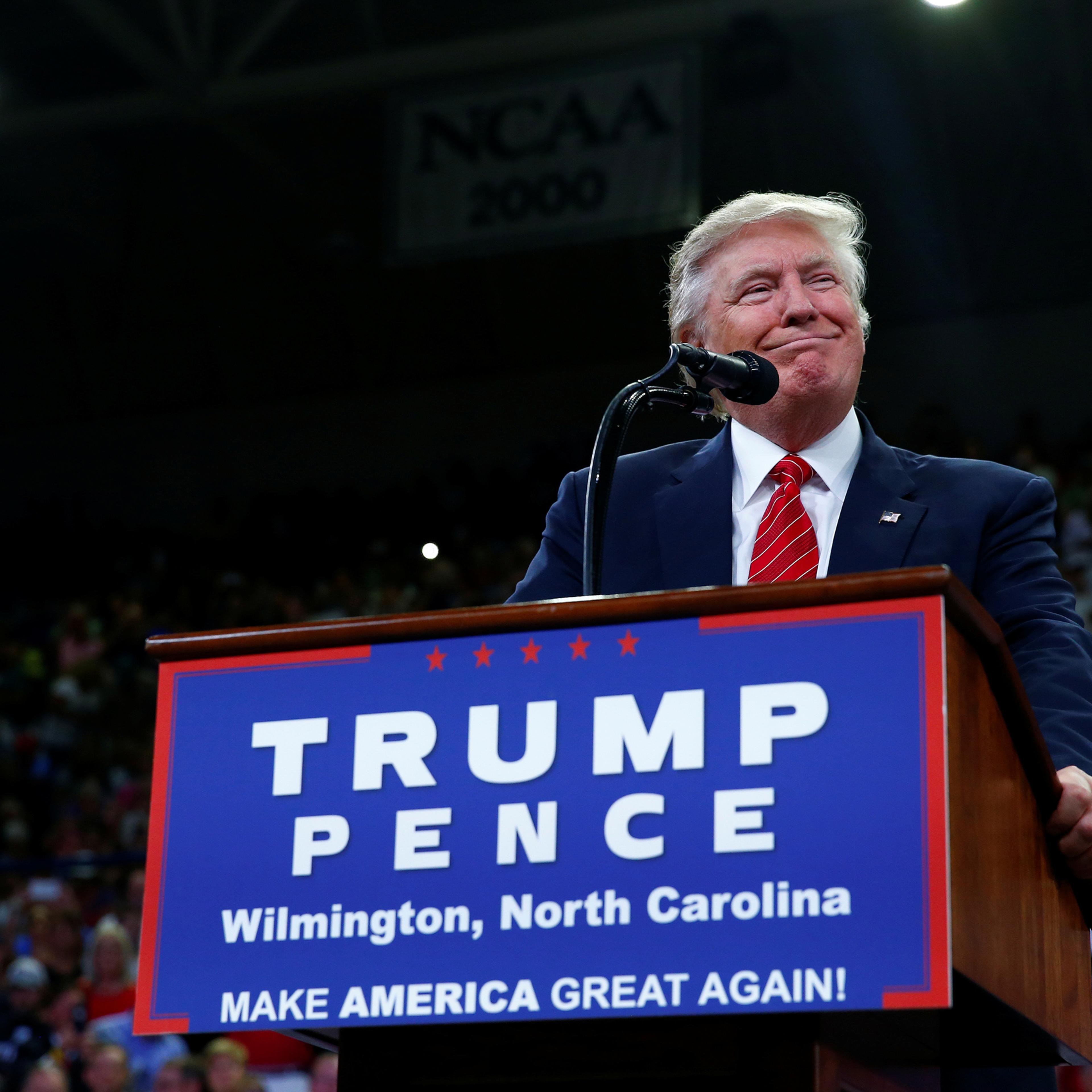 Republican U.S. presidential nominee Donald Trump speaks to the Trask Coliseum at University of North Carolina in Wilmington, North Carolina, U.S., August 9, 2016. REUTERS/Eric Thayer TPX IMAGES OF THE DAY - RTSM6CO