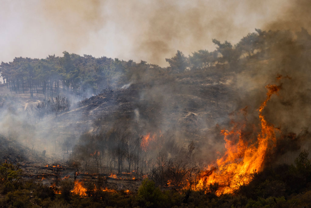 Greek Fires Engulf Holiday Resorts On Rhodes Island