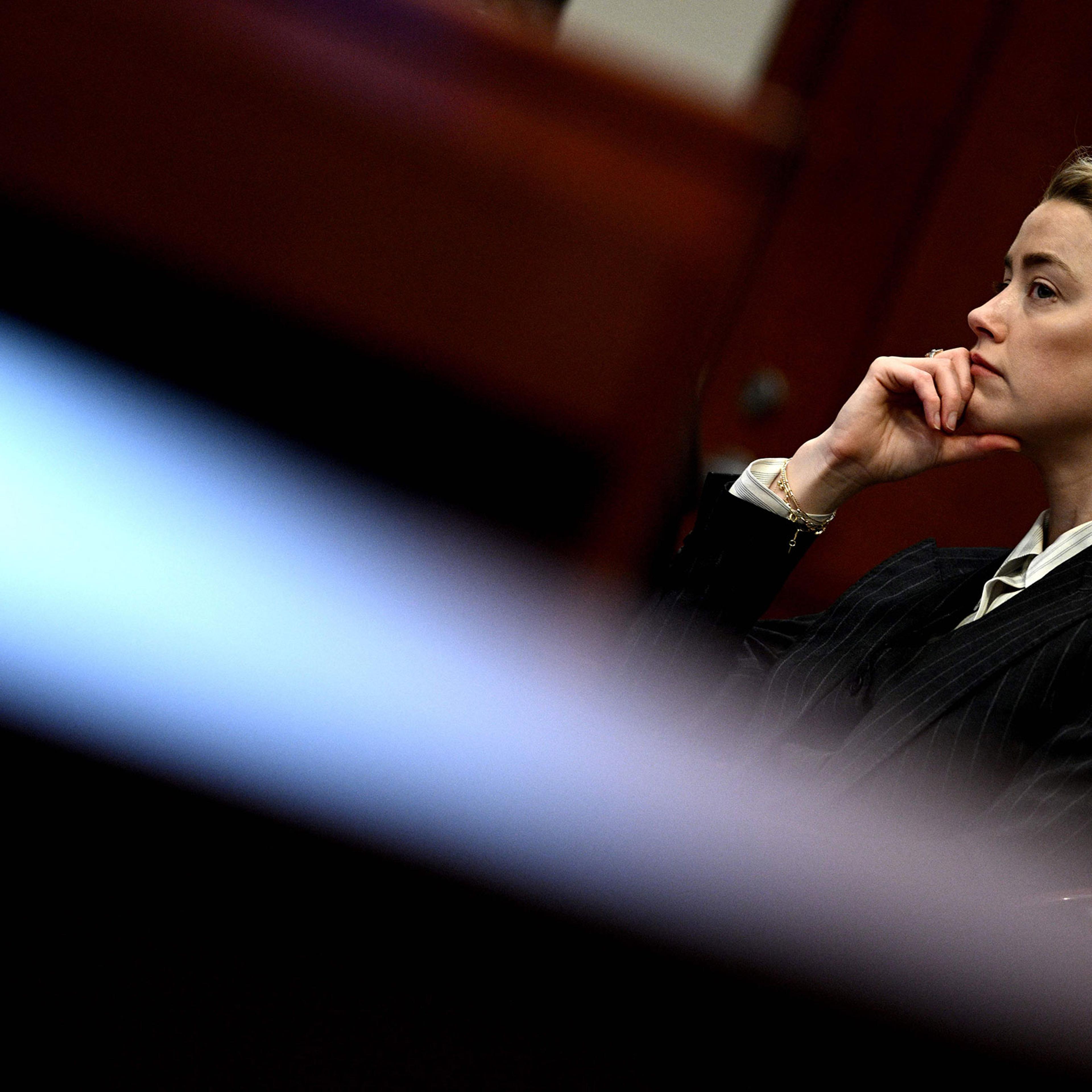 TOPSHOT-US-COURT-DEPP-HEARD