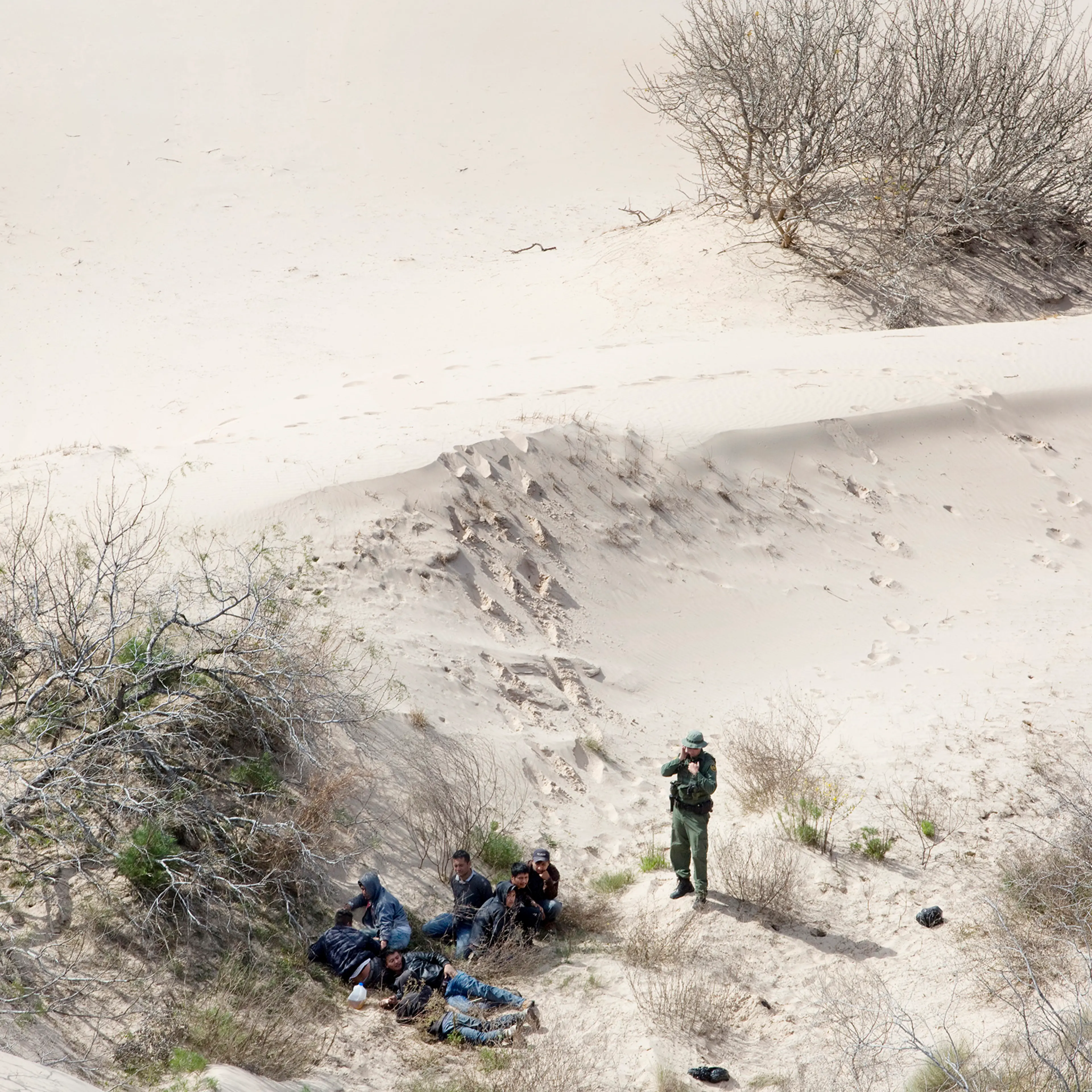 kirsten-luce-border-crossing