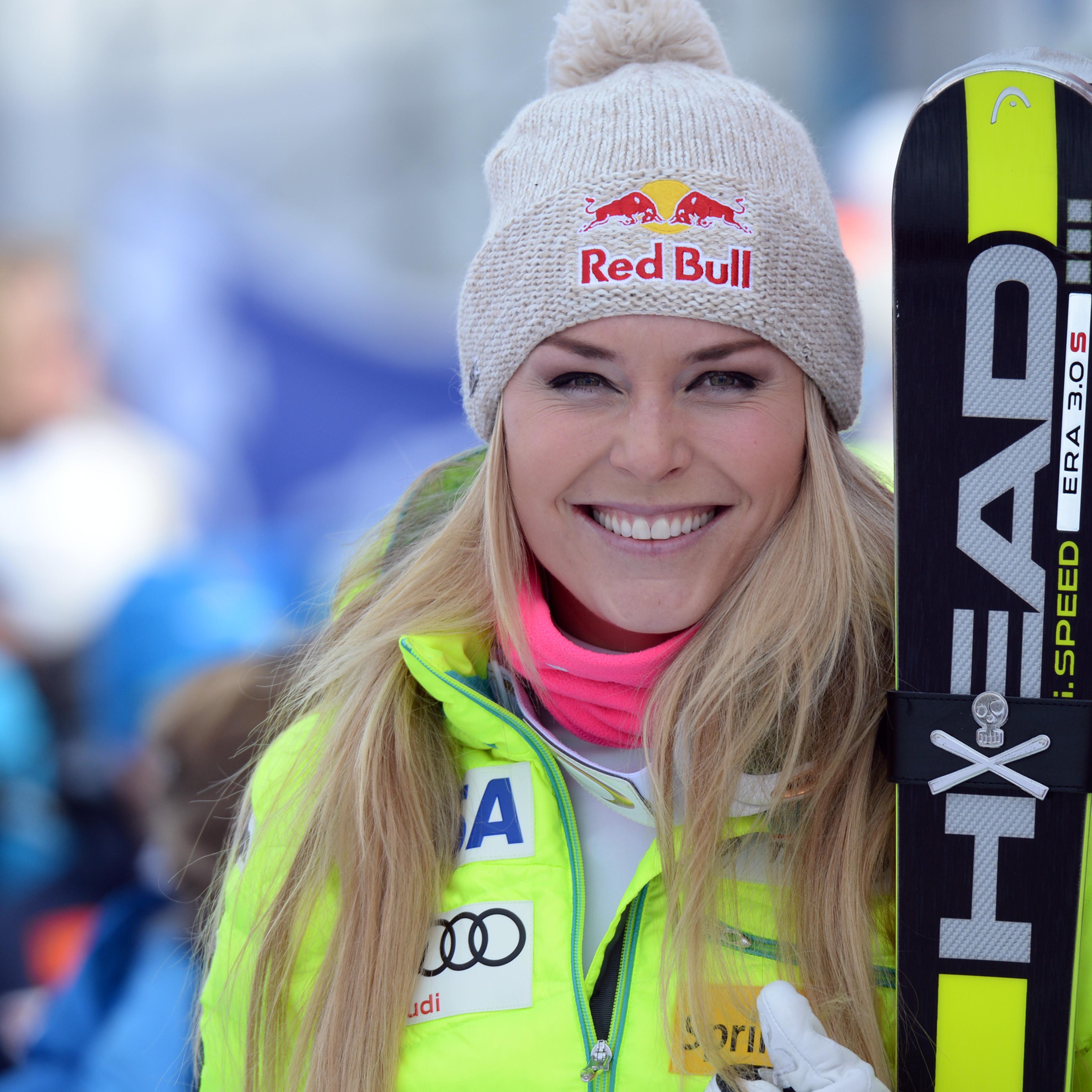 Lindsey Vonn of the U.S. competes during the Audi FIS Alpine Ski World Cup Women's Super-G on Jan. 19, 2015 in Cortina d'Ampezzo, Italy.