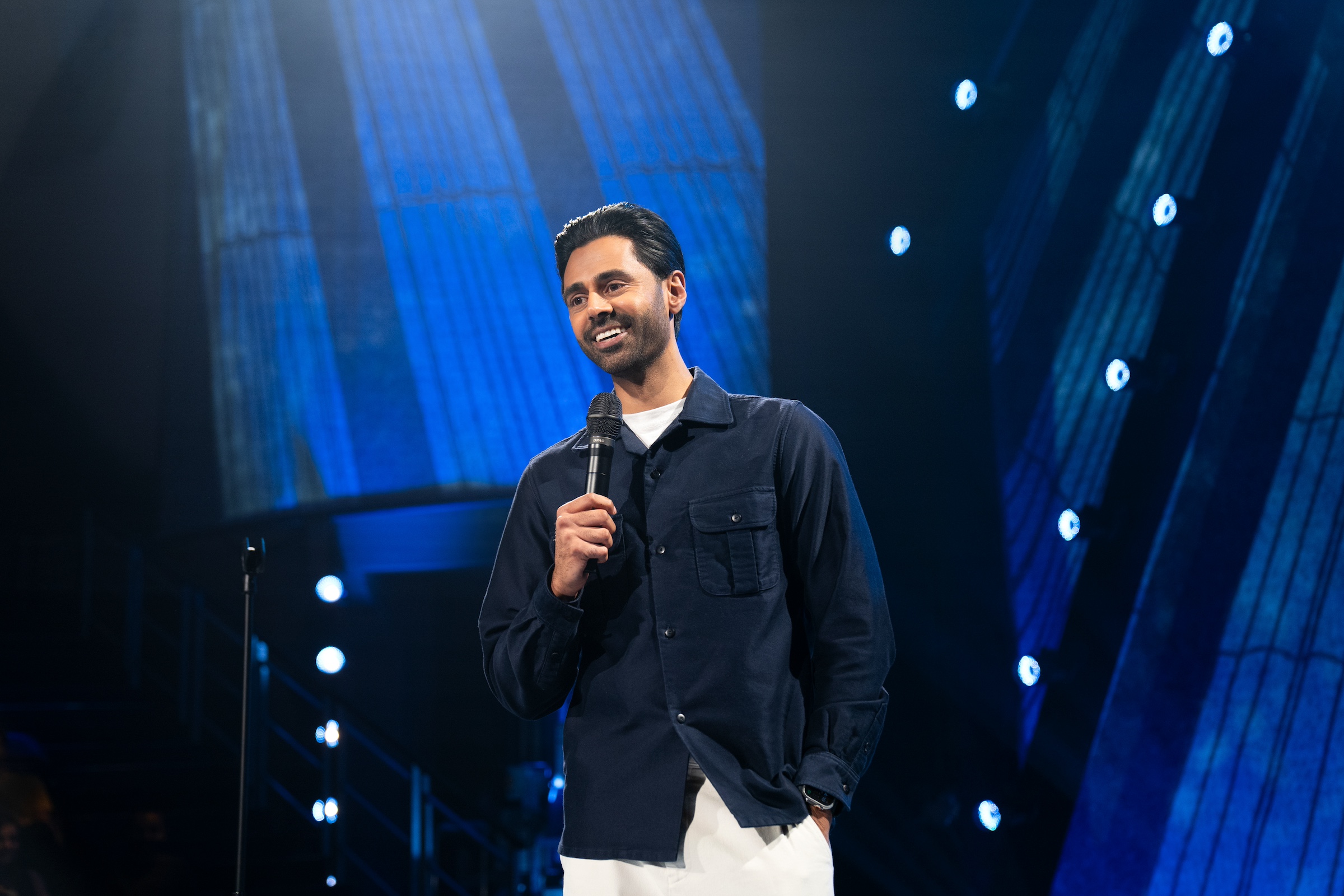 Hasan Minhaj: Off With His Head. Hasan Minhaj in Hasan Minhaj: Off With His Head. Cr. Amir Hamja/Netflix © 2024