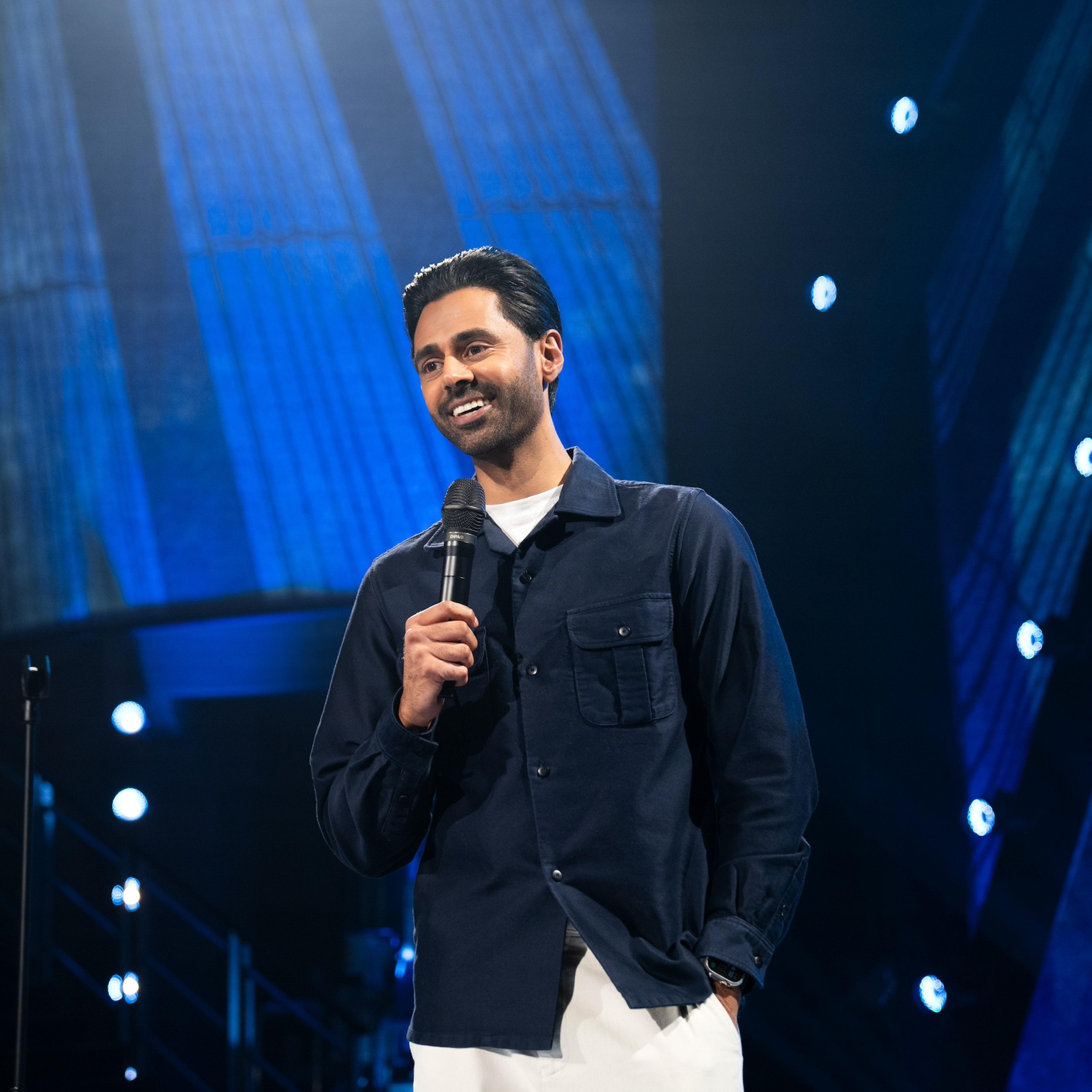 Hasan Minhaj: Off With His Head. Hasan Minhaj in Hasan Minhaj: Off With His Head. Cr. Amir Hamja/Netflix © 2024