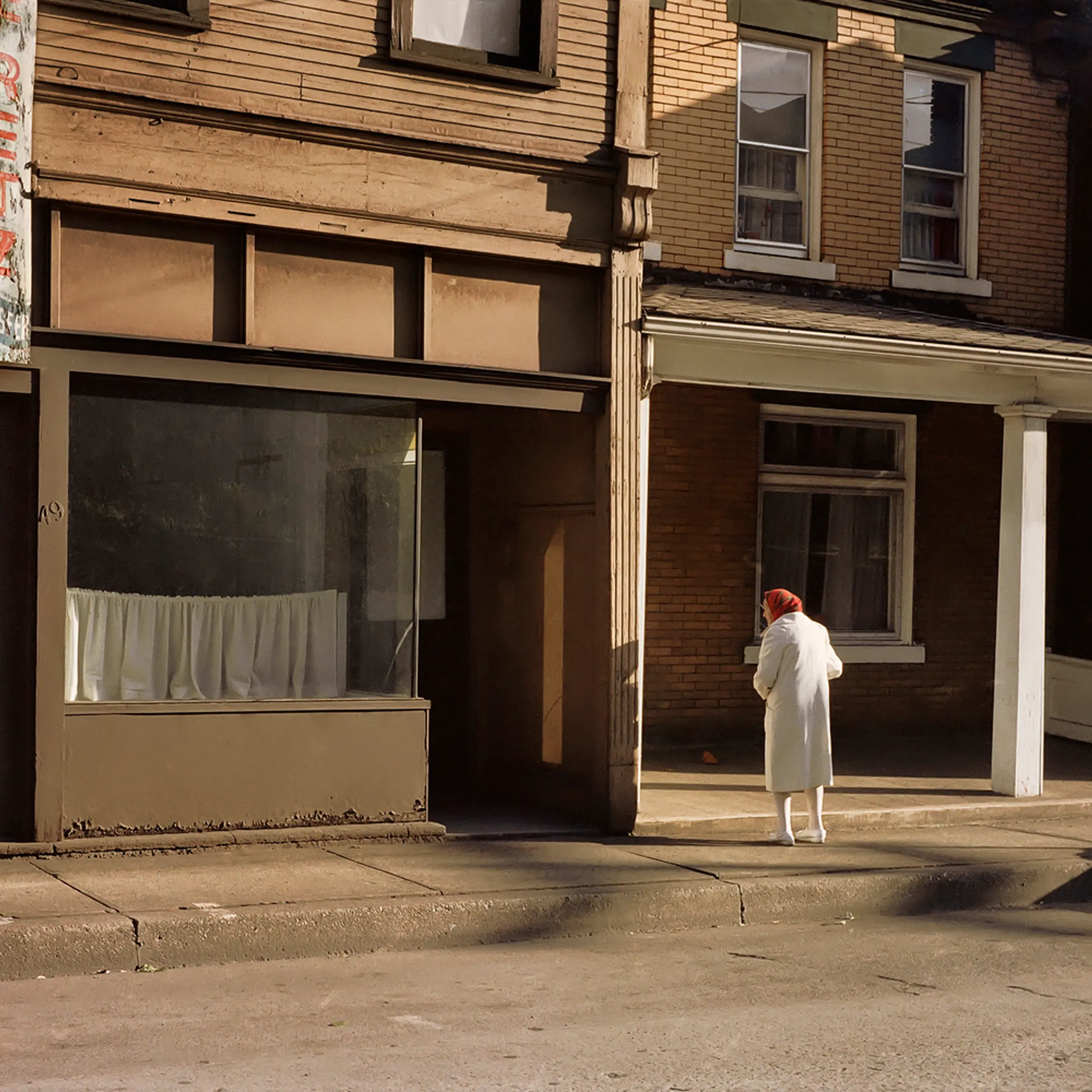 <em>Morning in Monessen, Pennsylavania</em>, 1983, by Jerome Liebling.