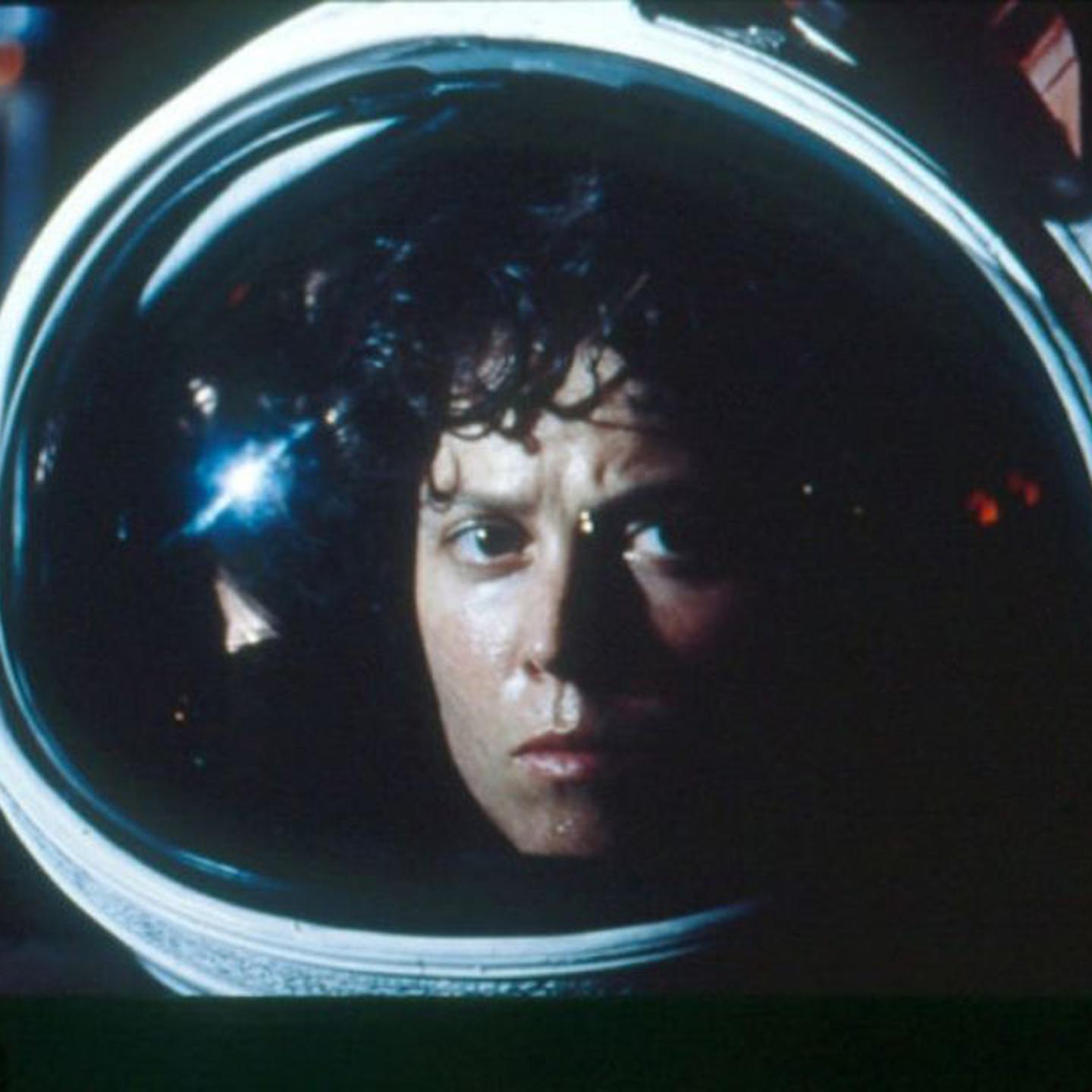 alien sigourney weaver