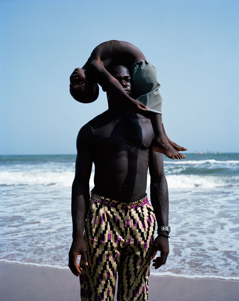 In the Shadow of Viviane Sassen