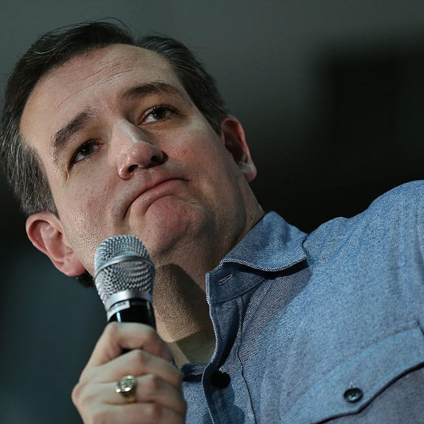 GOP Presidential Candidate Senator Ted Cruz Campaigns In Iowa Day Ahead Of State's Caucus