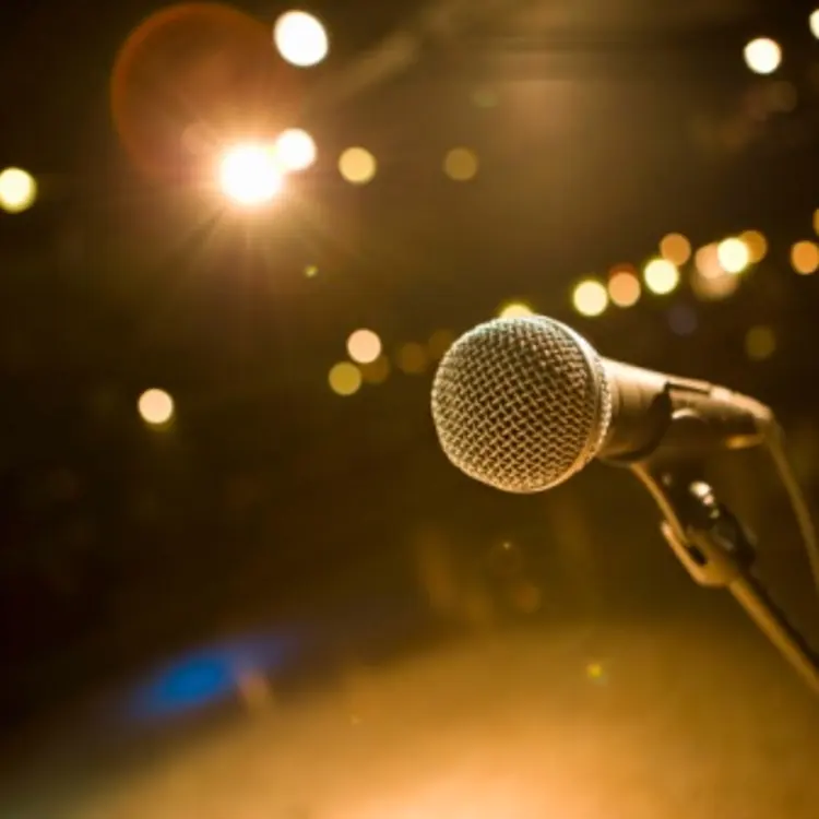 microphone-stage-spotlight
