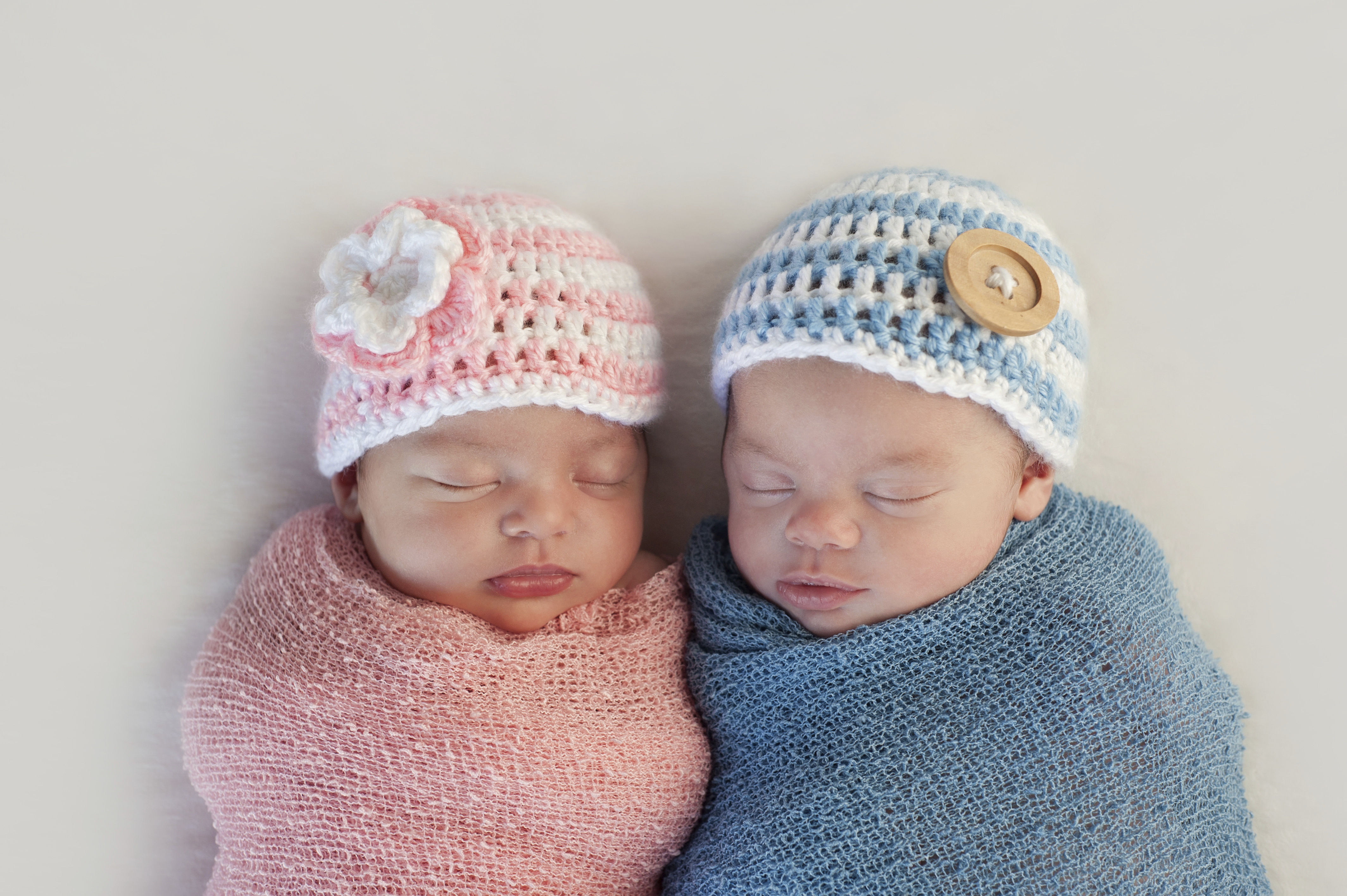 baby-fraternal-twin-boy-girl