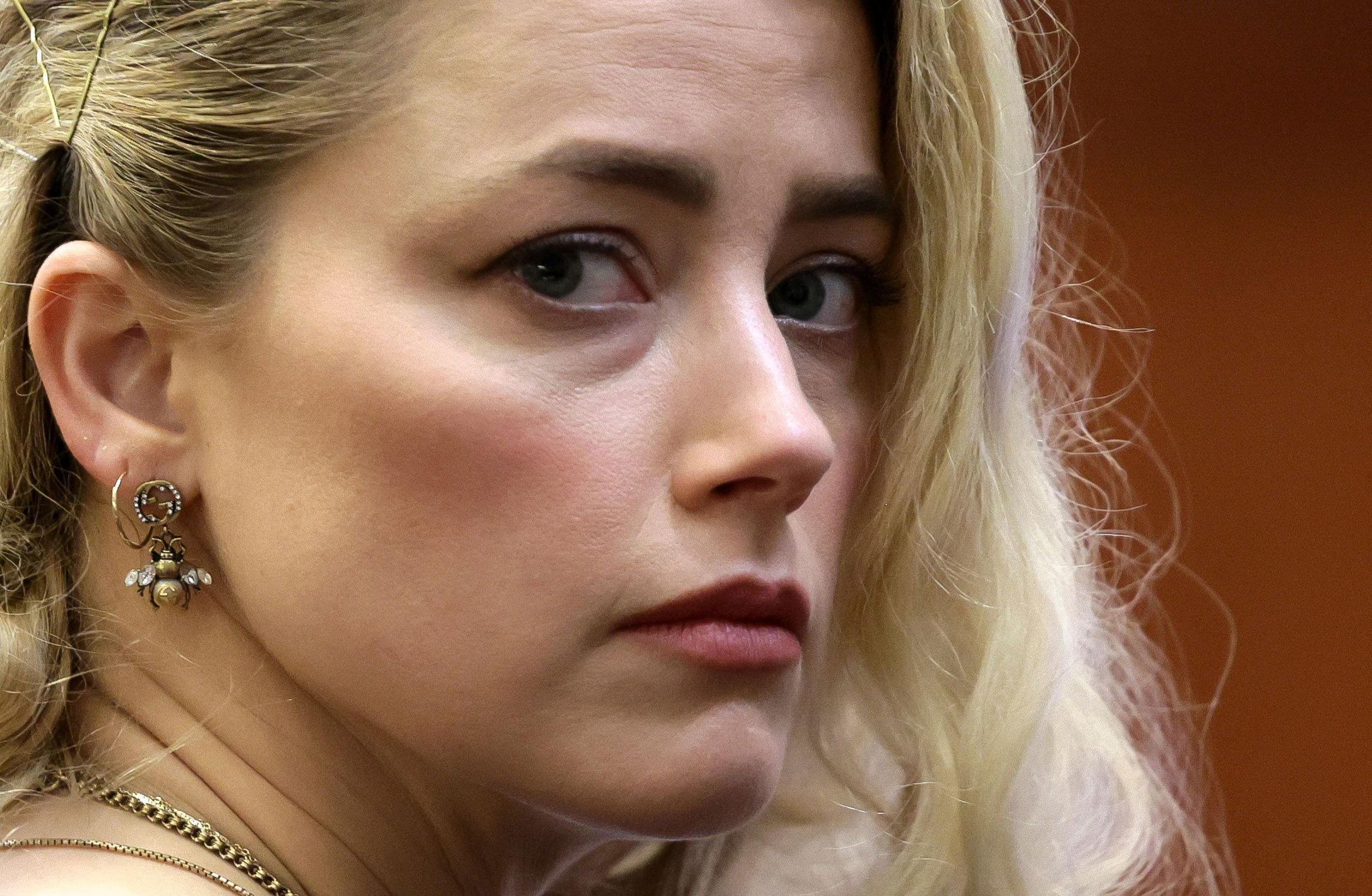 TOPSHOT-US-COURT-DEPP-HEARD