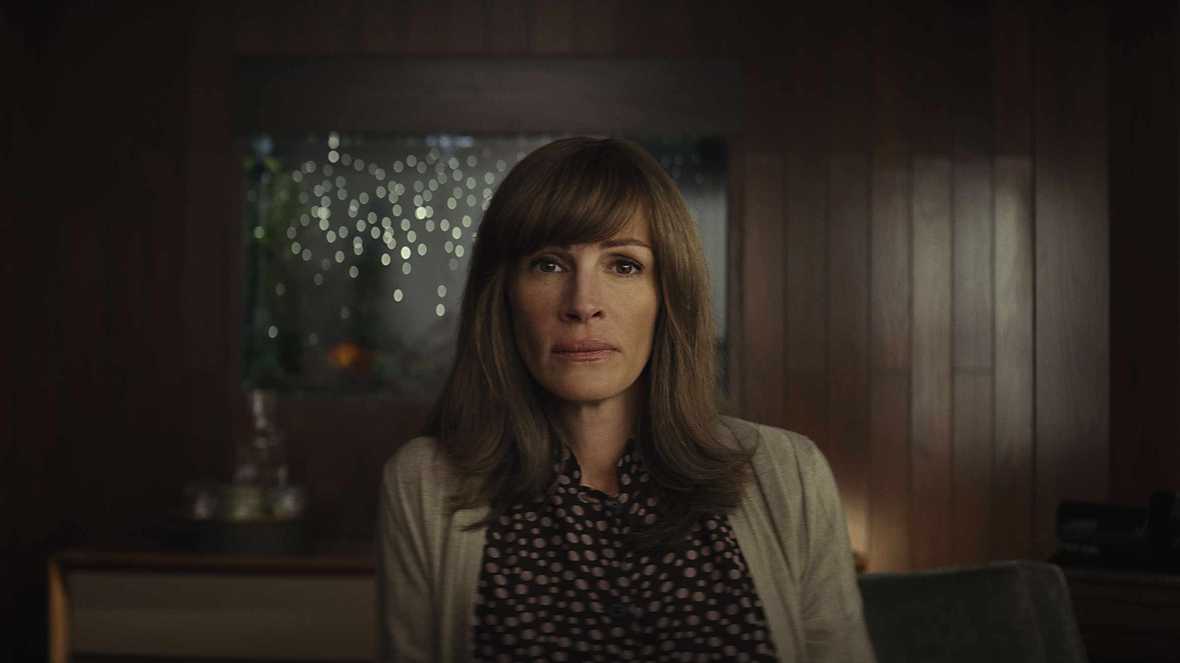 Roberts comes to TV in Amazon’s surreal new drama Homecoming