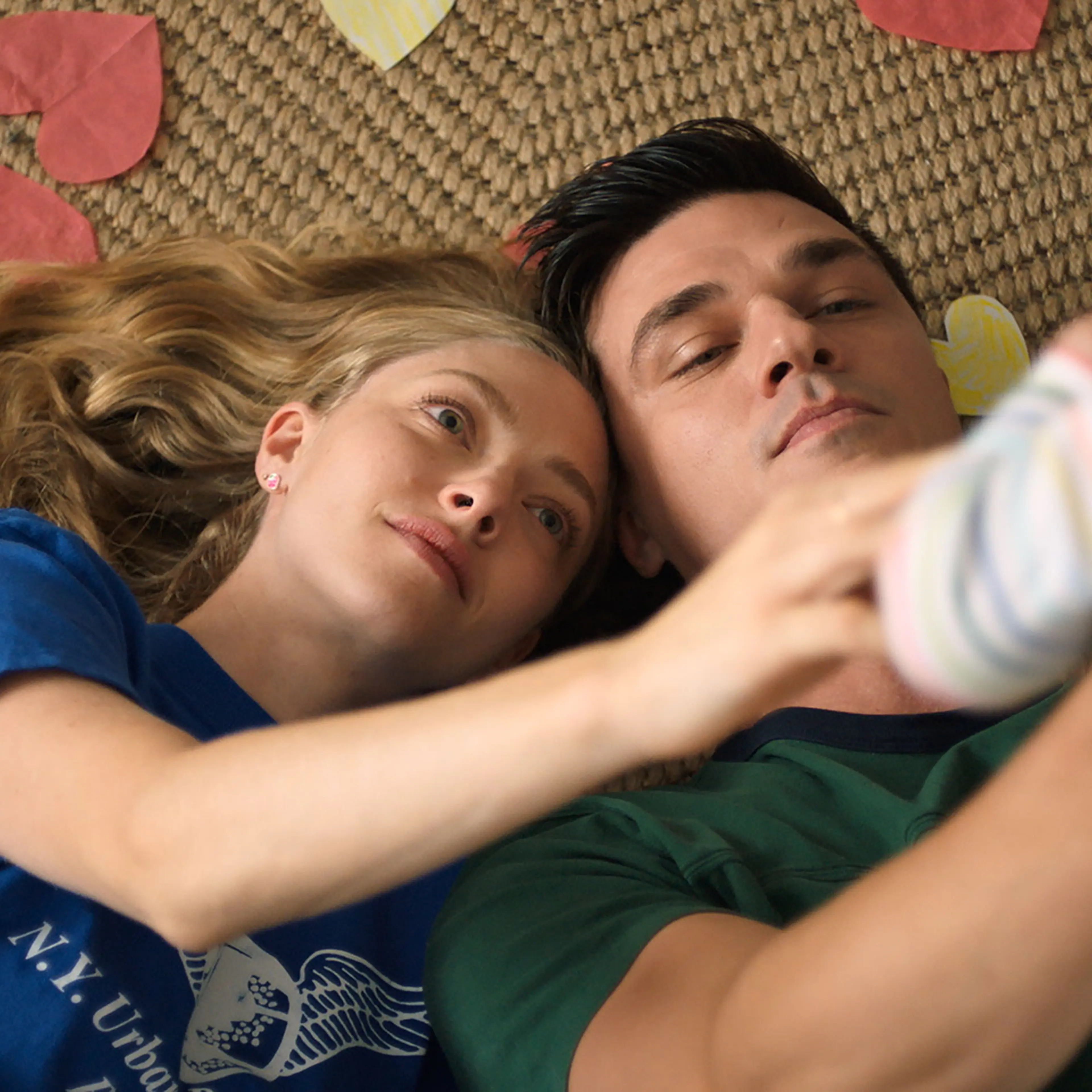 Amanda Seyfried and Finn Wittrock in A Mouthful of Air