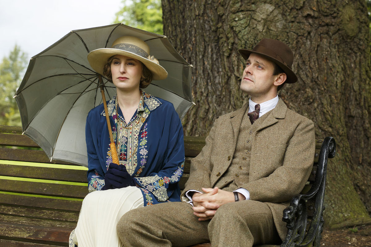 Downton AbbeyPart Eight - Sunday, February 21, 2016 at 9pm ET on MASTERPIECE on PBS Two romances get complicated. Molesley and Spratt try out new jobs. Thomas takes a fateful step. Mrs. Patmore provokes a scandal. Isobel puts her foot down. Shown from le