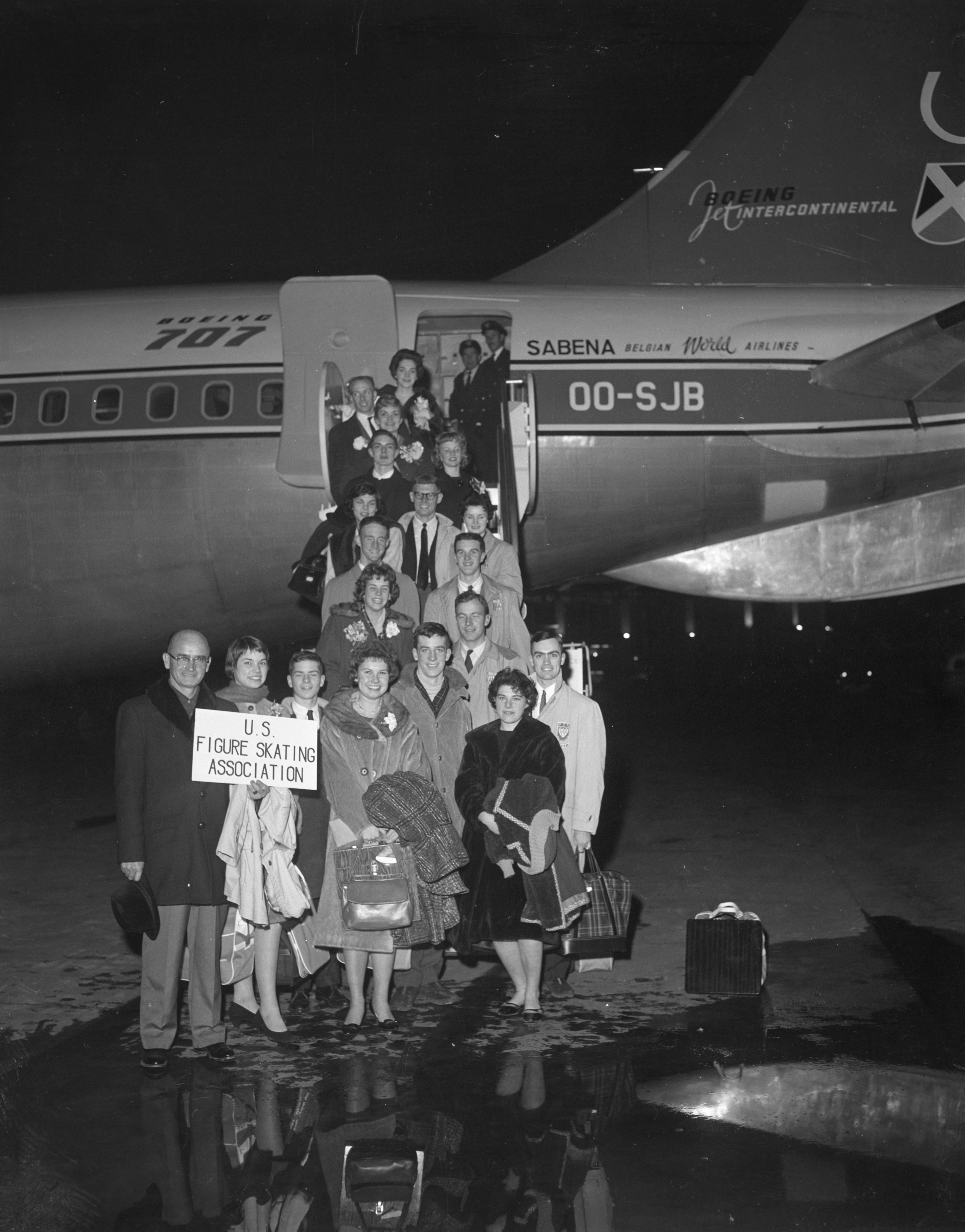 U.S. Skate Team as They Depart on Plane