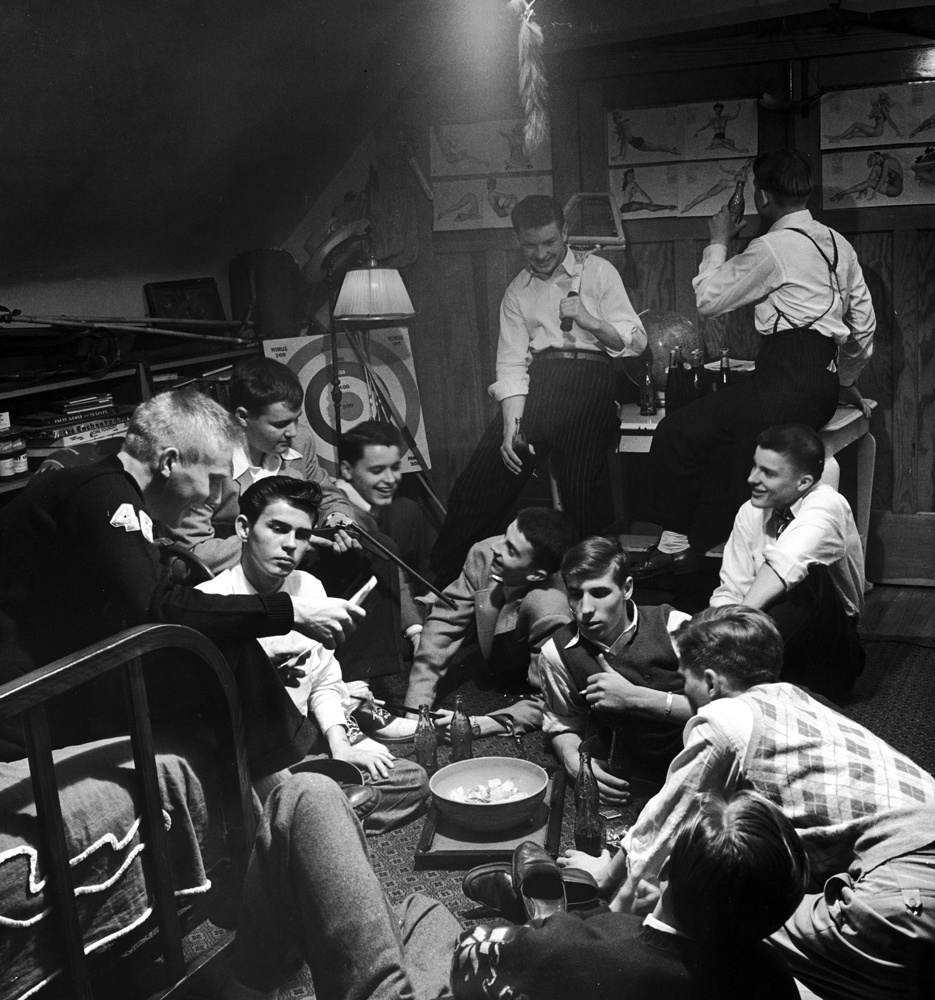 <strong>Not published in LIFE.</strong> Photographed for (but not used in) article on teenage boys, Des Moines, Iowa, 1945.